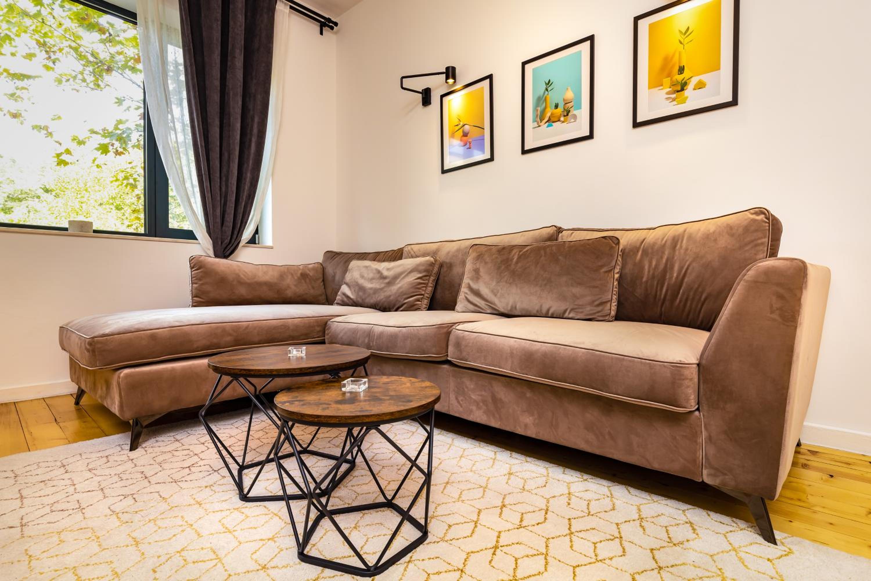 Chic and Charming 2BD Flat in the Heart of Plovdiv by Flat Mаnager