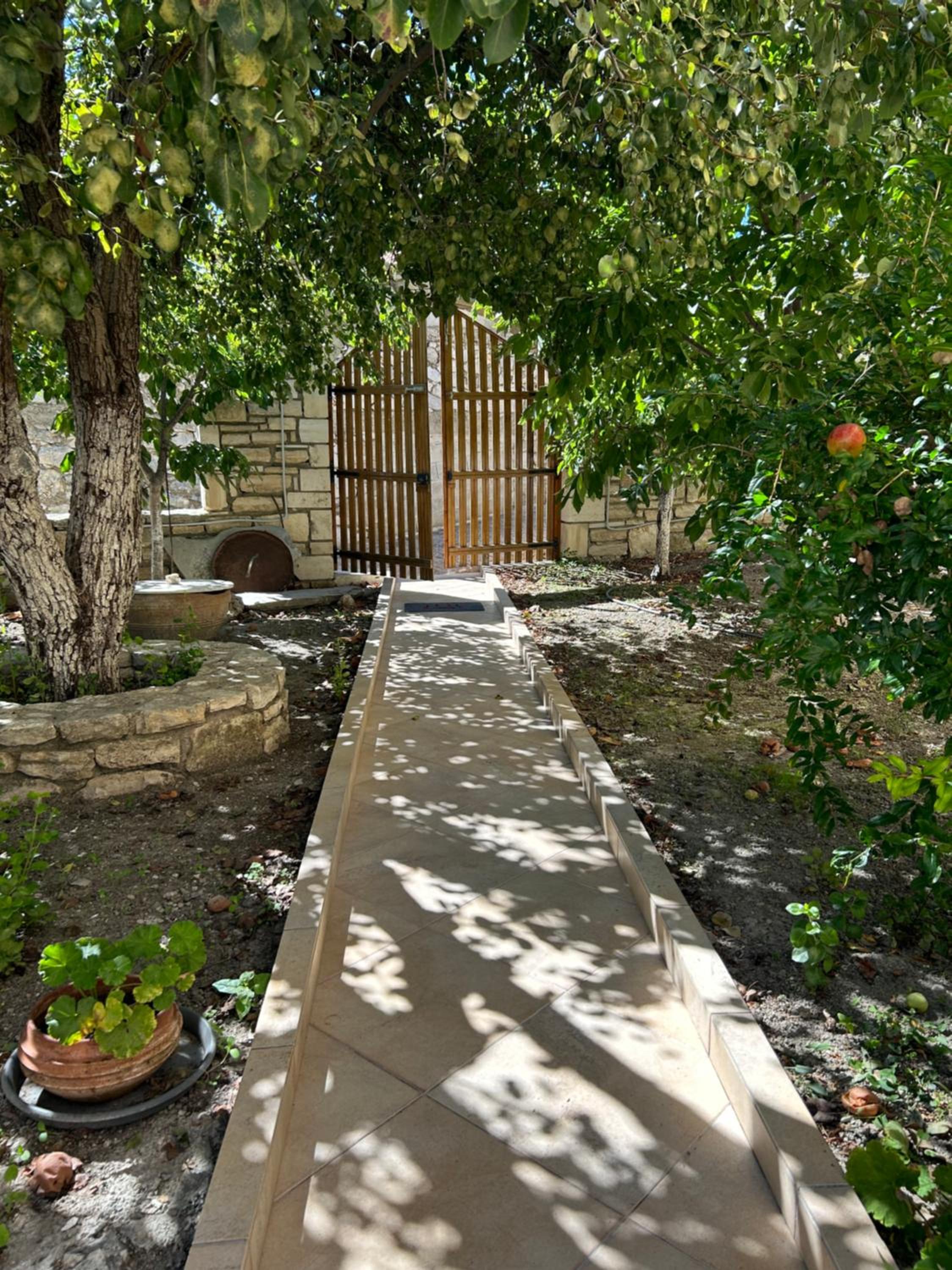 Tulip House view 4
