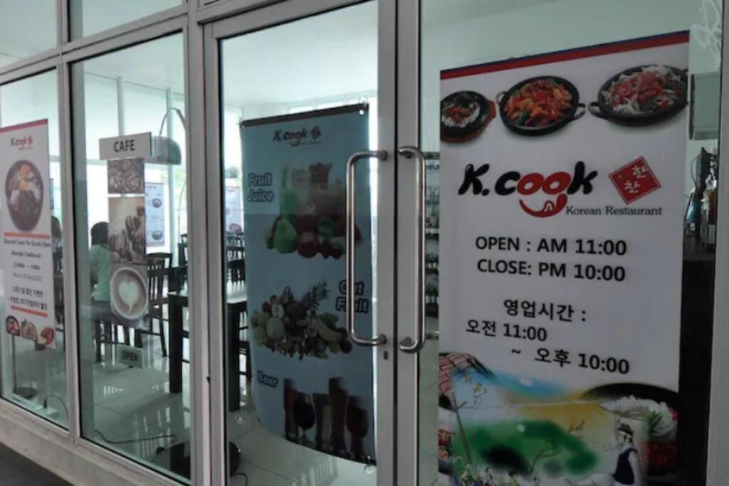 Twin Galaxy Netflix /Mahjong Near KSL Mall@ Johor Bahru