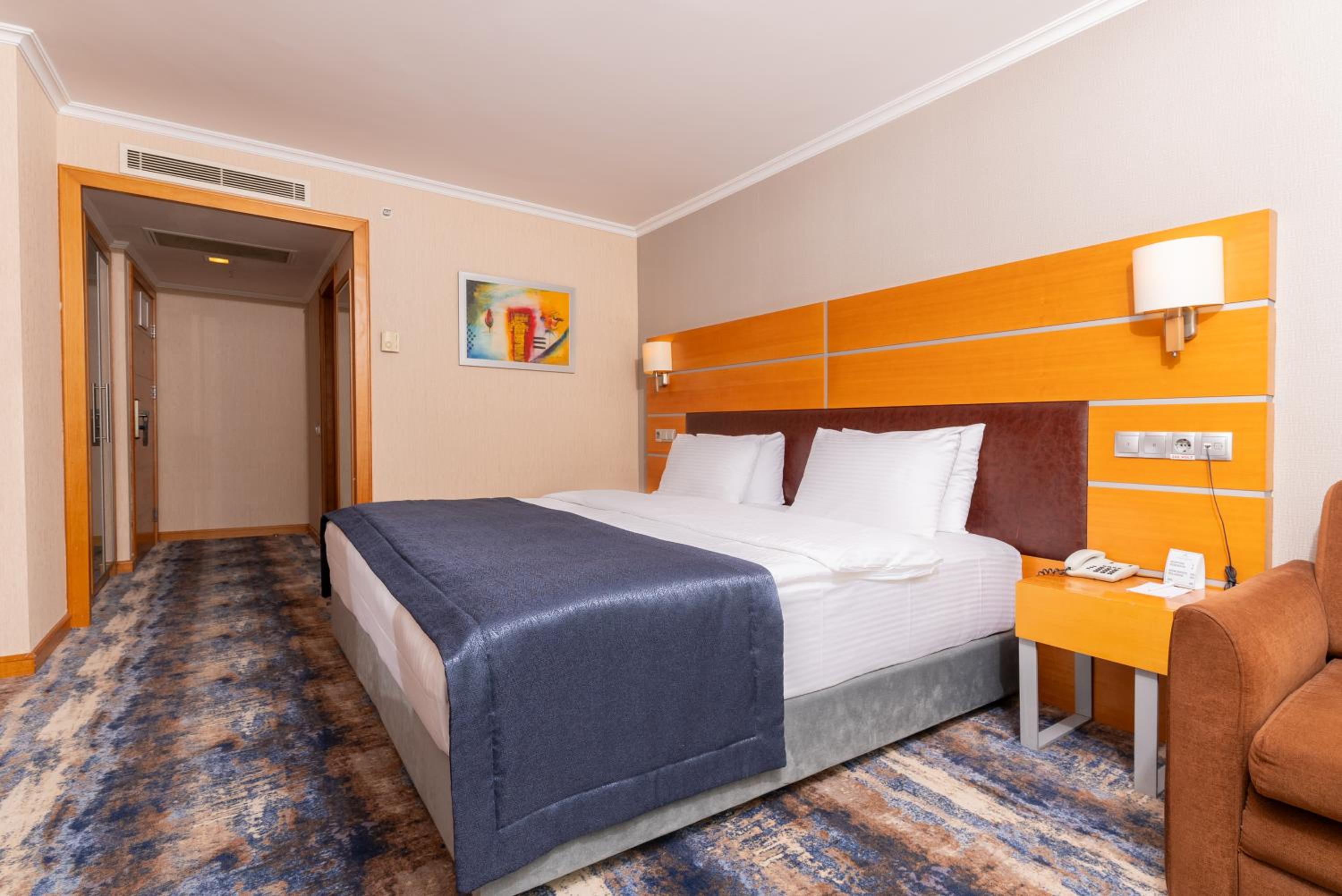 Ankara Plaza Hotel - Image 7
