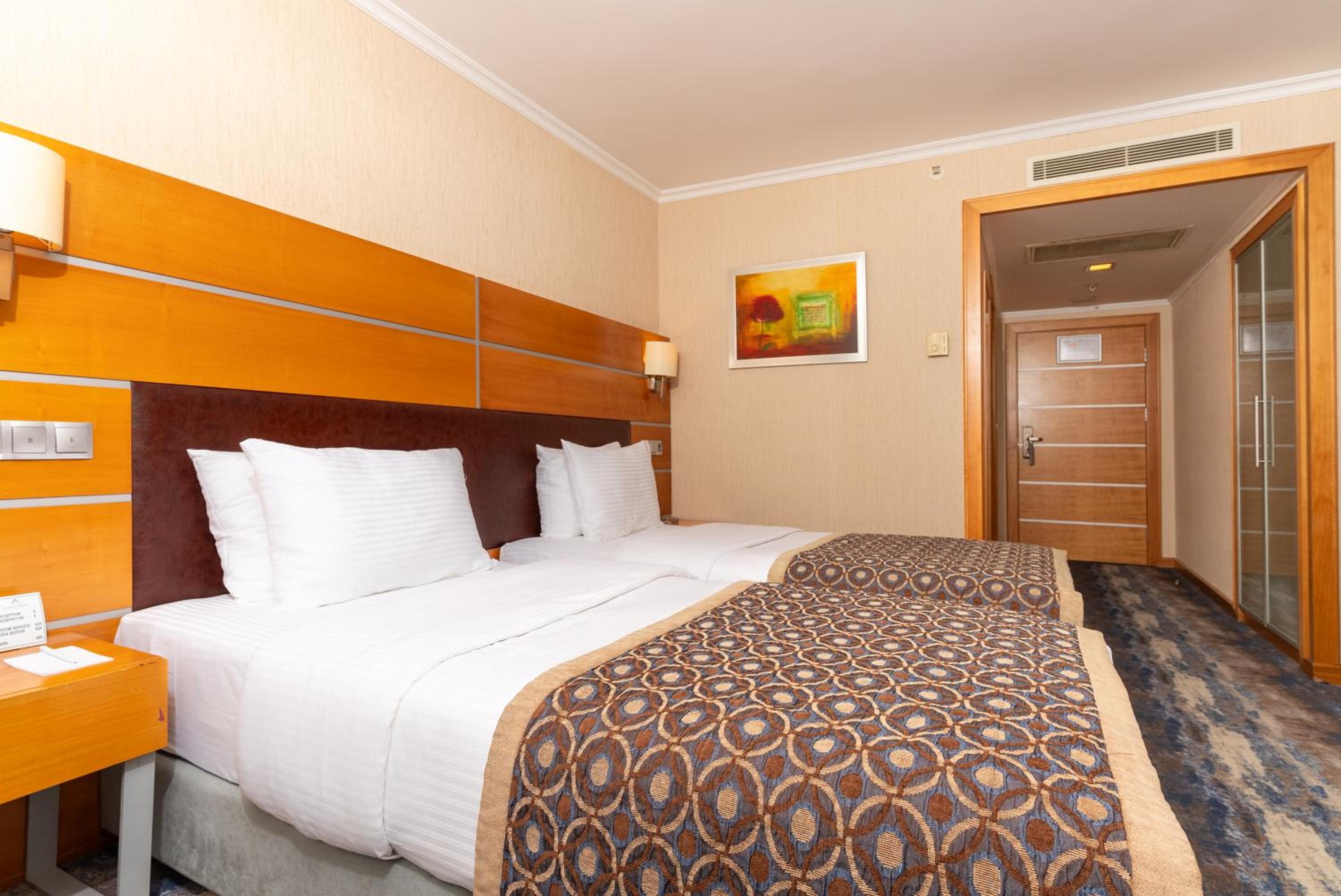Ankara Plaza Hotel - Image 34