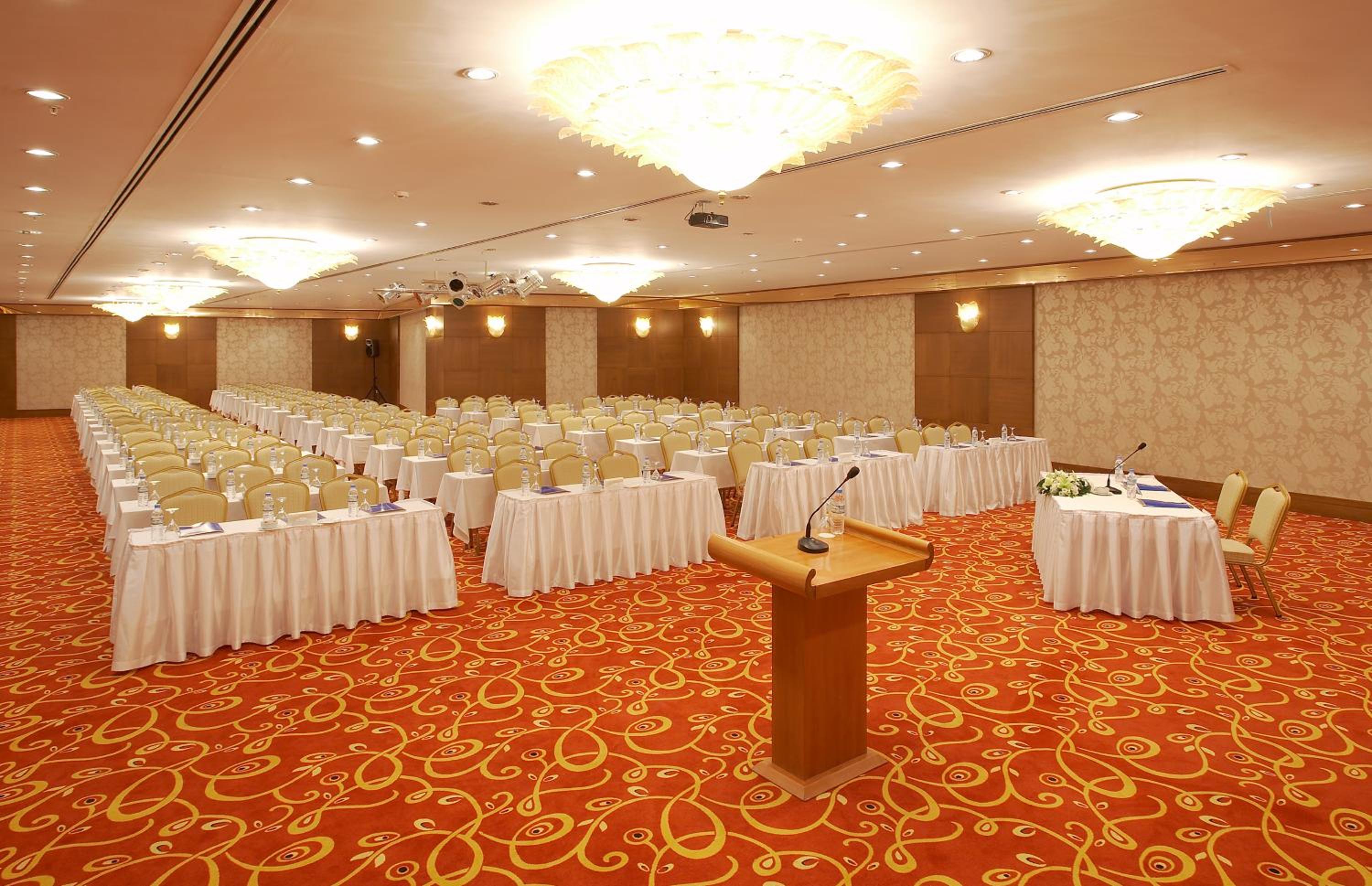 Ankara Plaza Hotel - Image 20