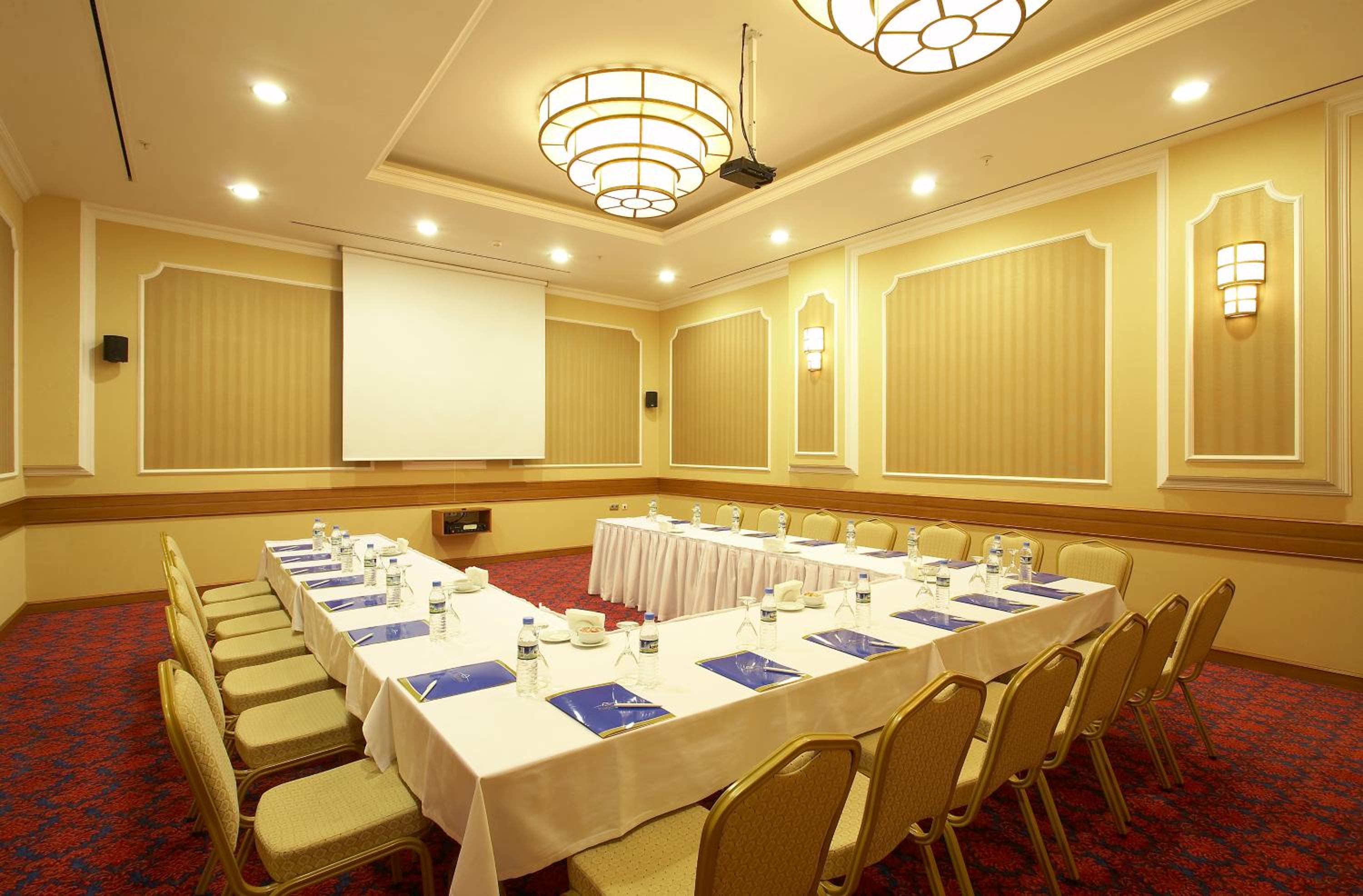 Ankara Plaza Hotel - Image 17