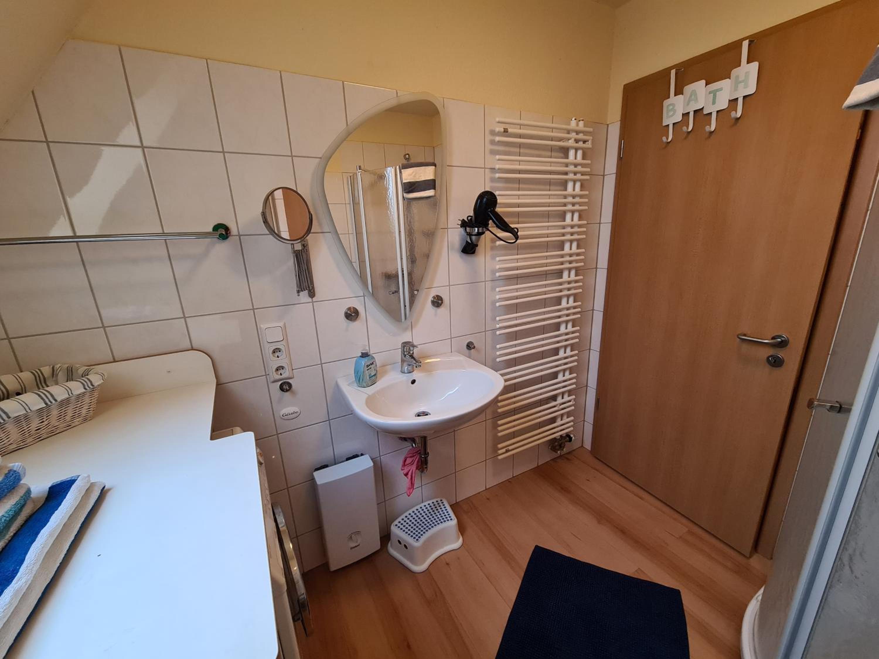 Ferienwohnung Meeresblick Norddeich mit Balkon