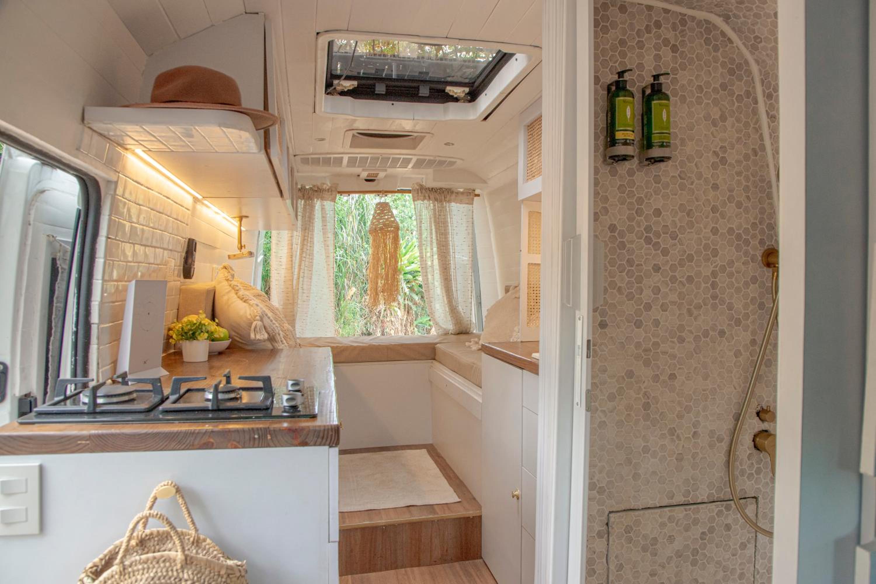 Campervan Bogota Rolling Suite
