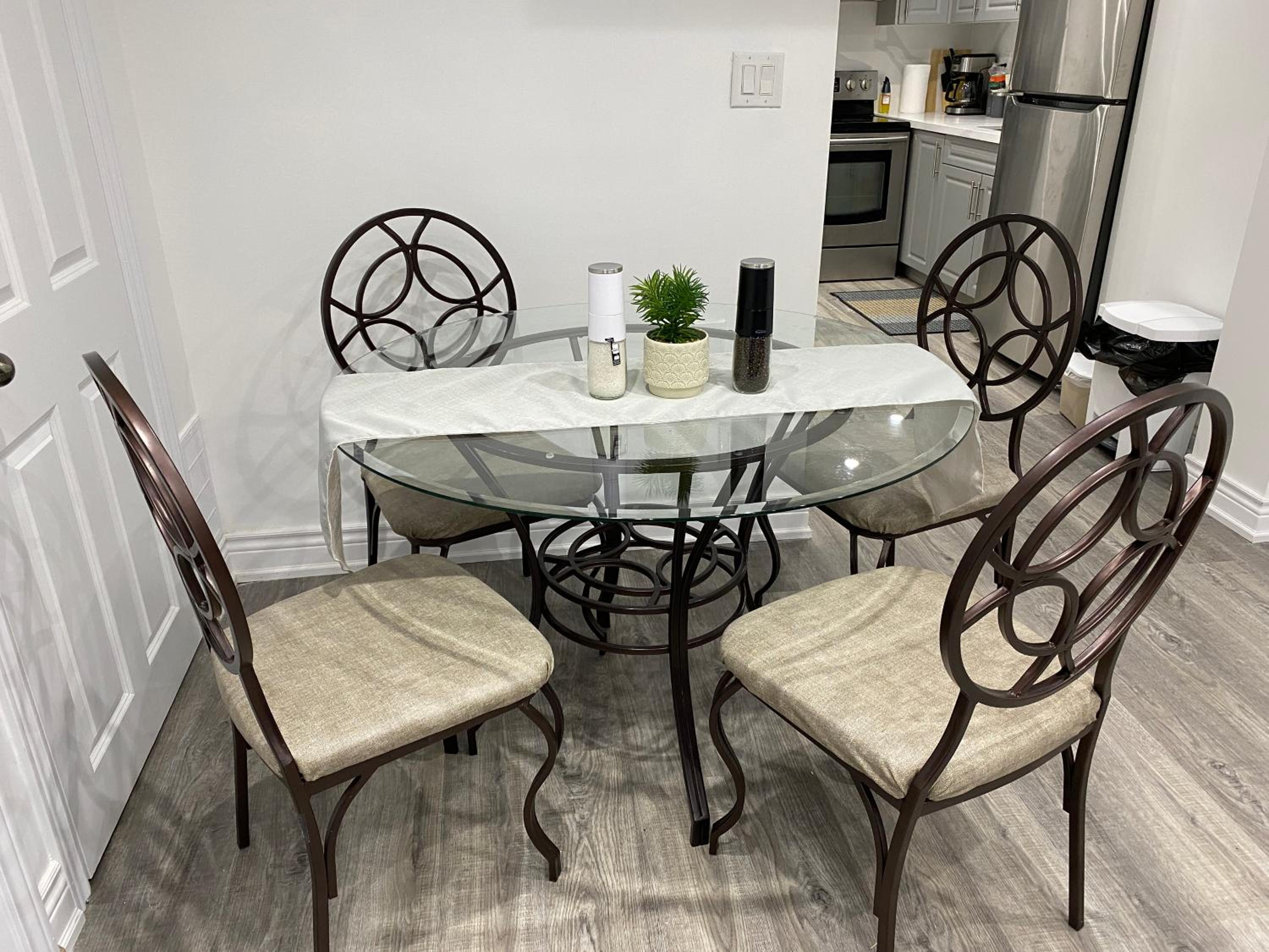 Spacious 5BR Home for Families & Business Travelers