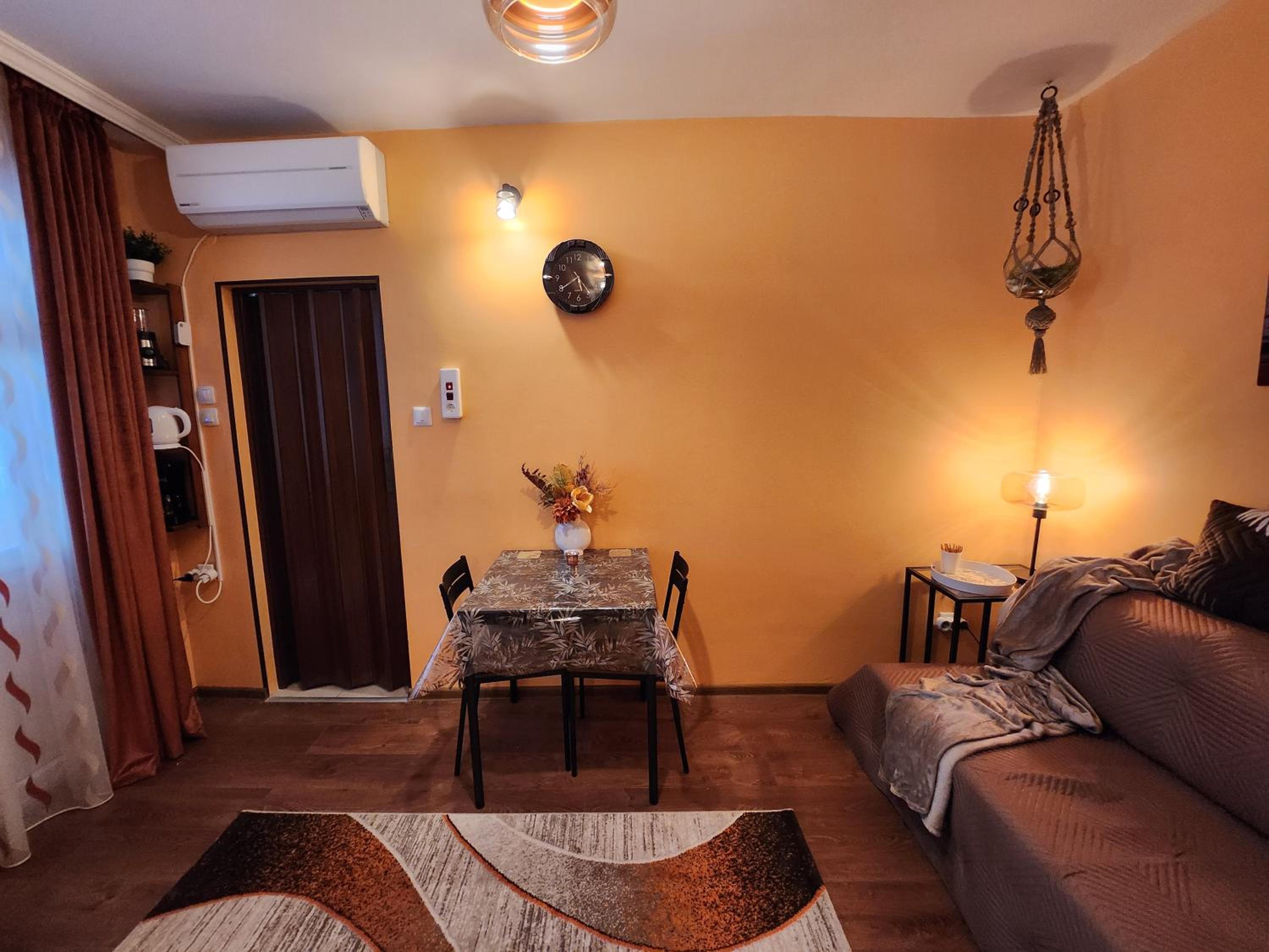Studio 7A Cozy central oasis