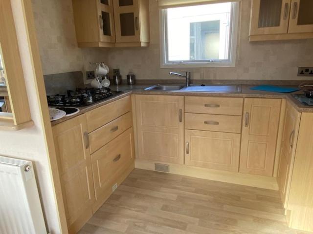 Coastal Caravan Holidays - Puffin 14 view 3
