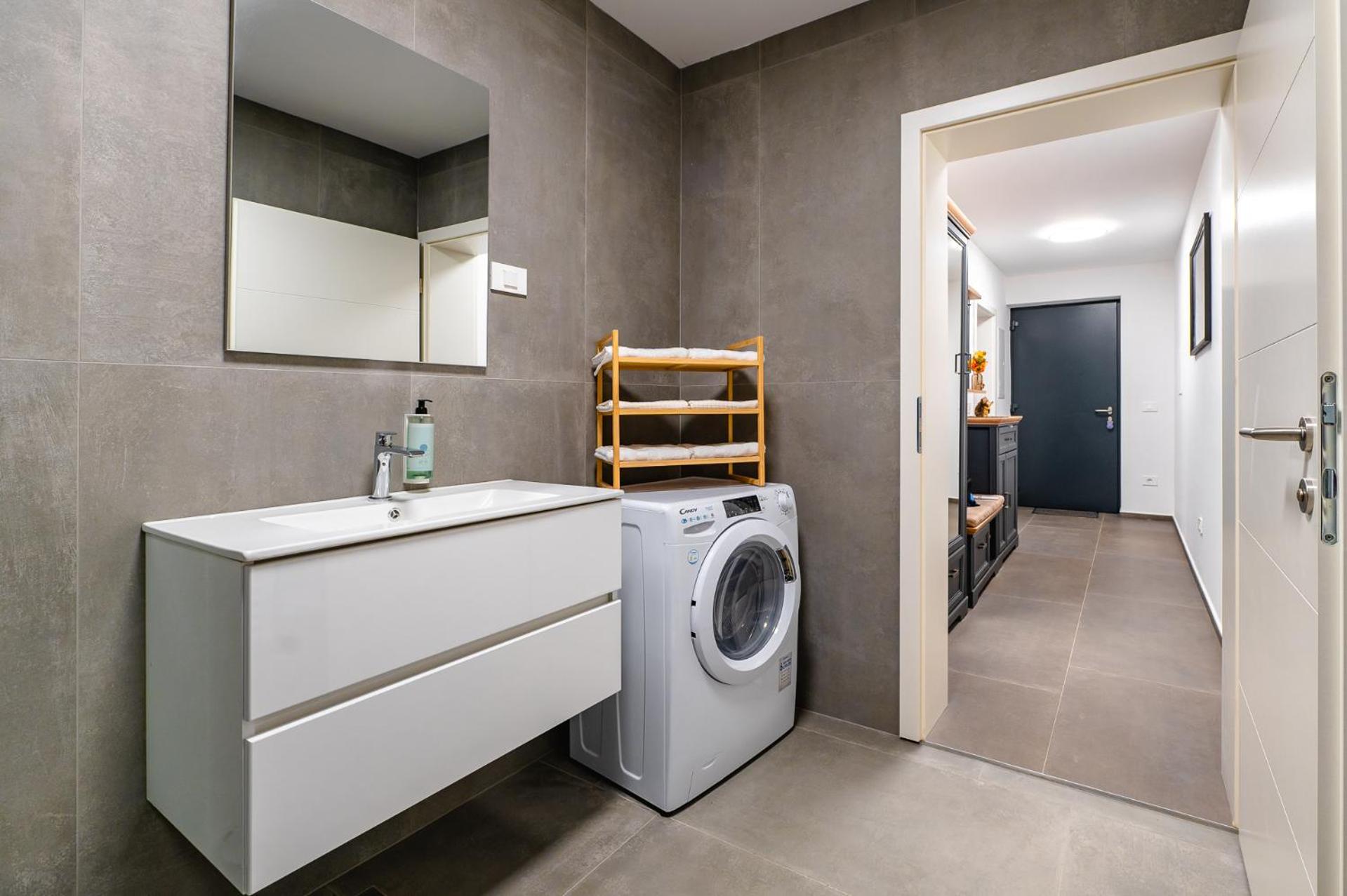 Apartments Luxury AD