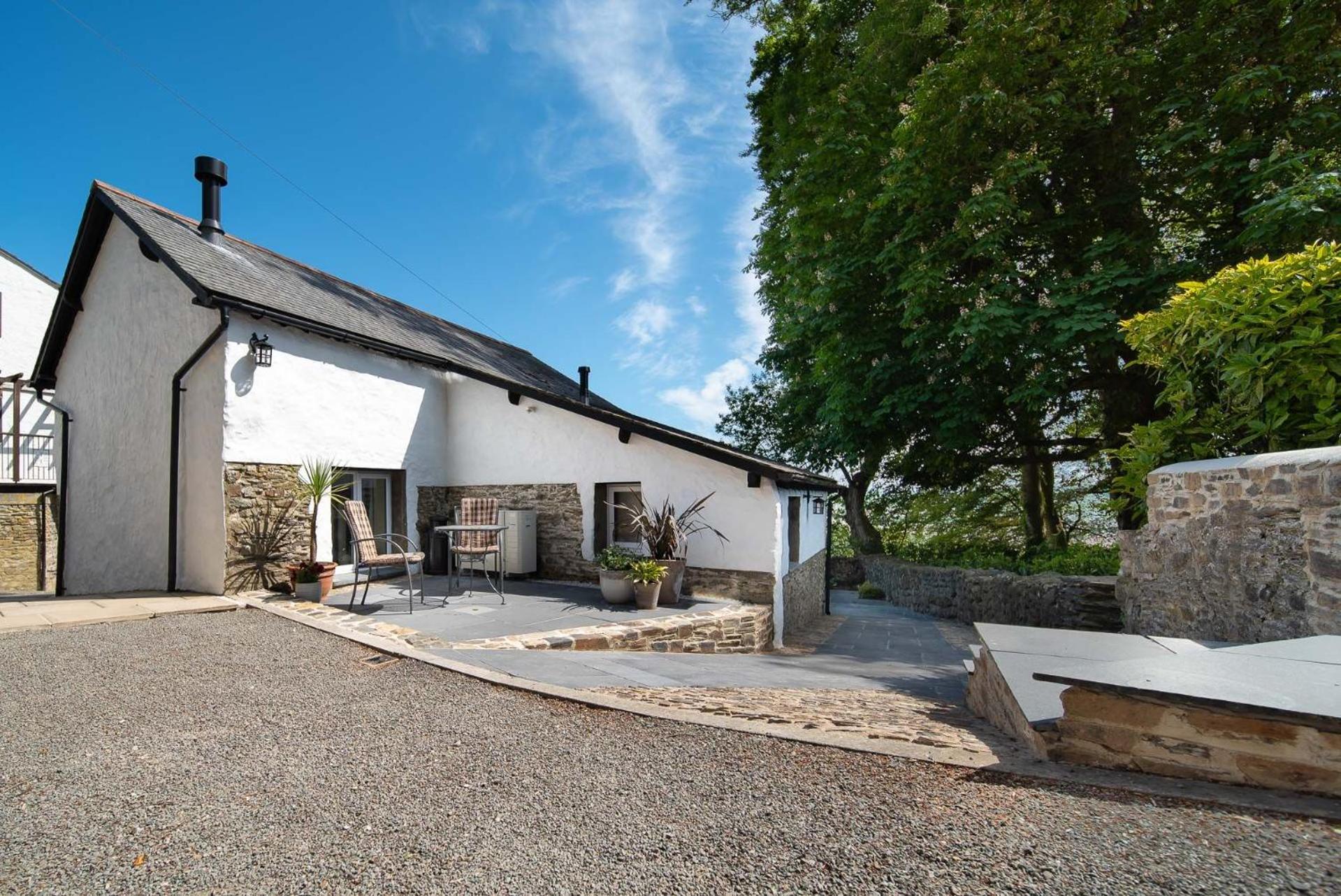 Courtyard Cottage