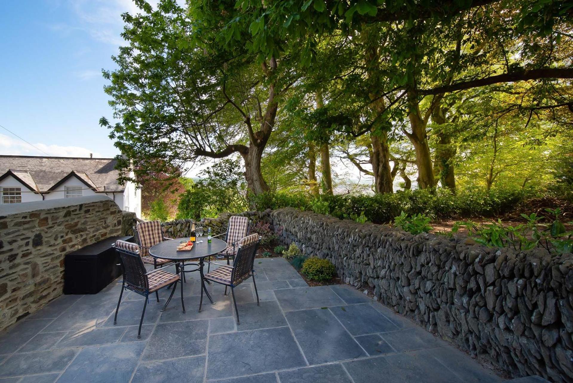 Courtyard Cottage