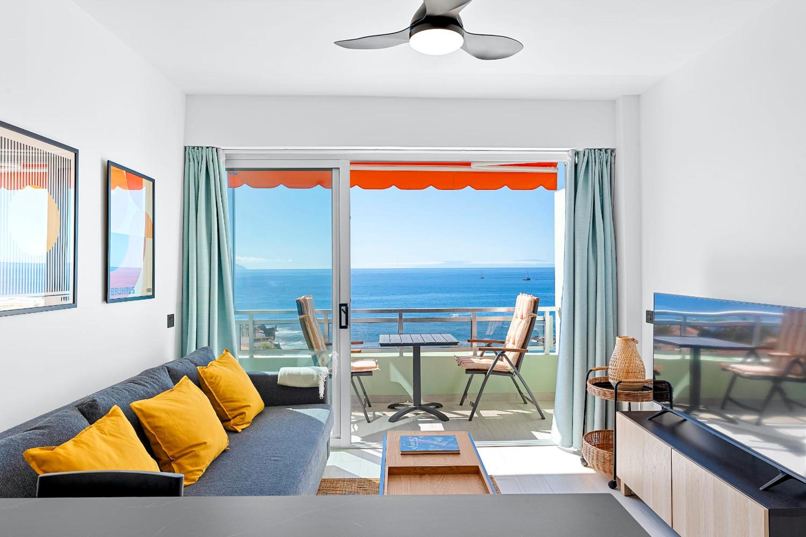 Modern cozy ocean view apartment near the beach with swimming pool in complex