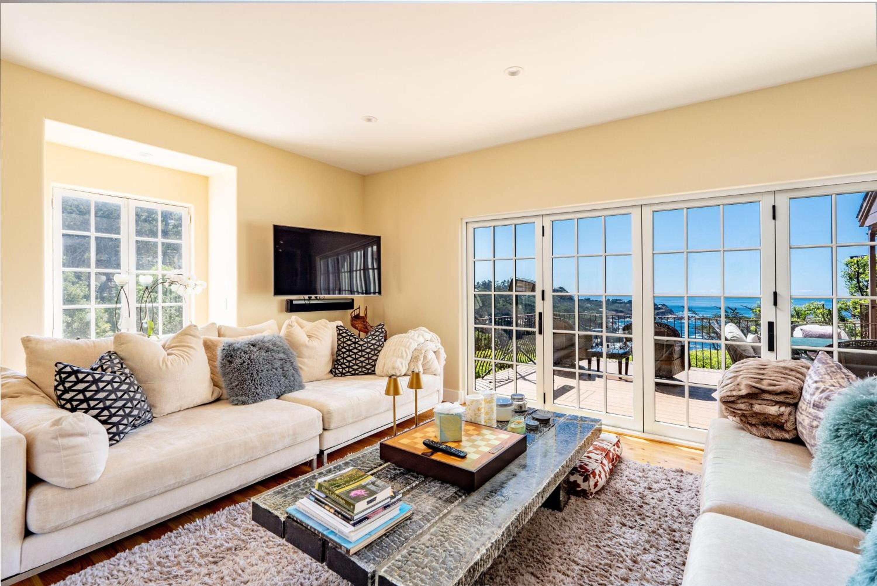 LX41: Ocean View Historic Villa