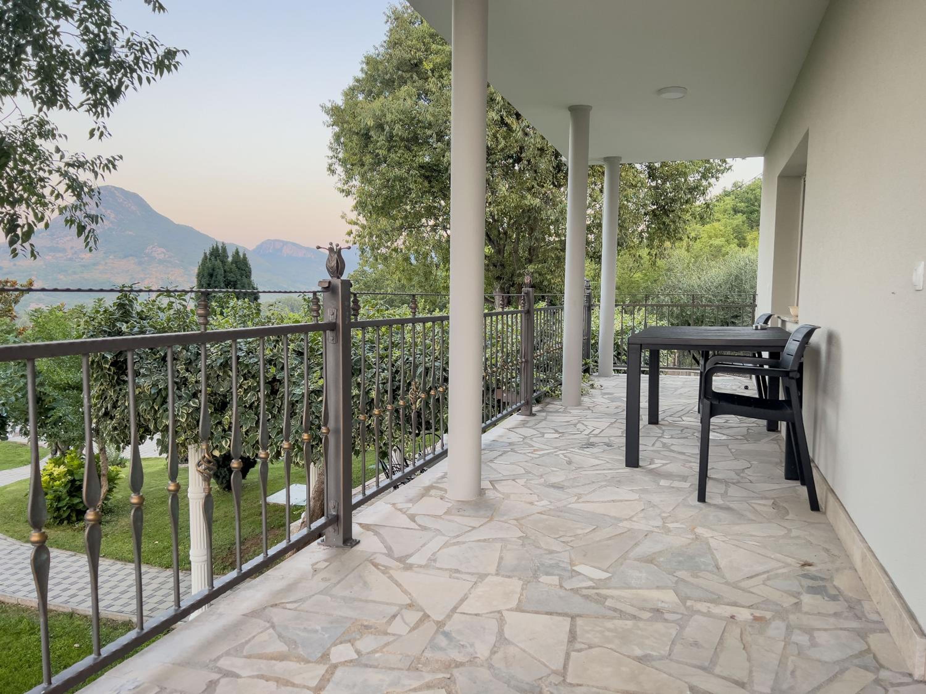 Villa Ellie