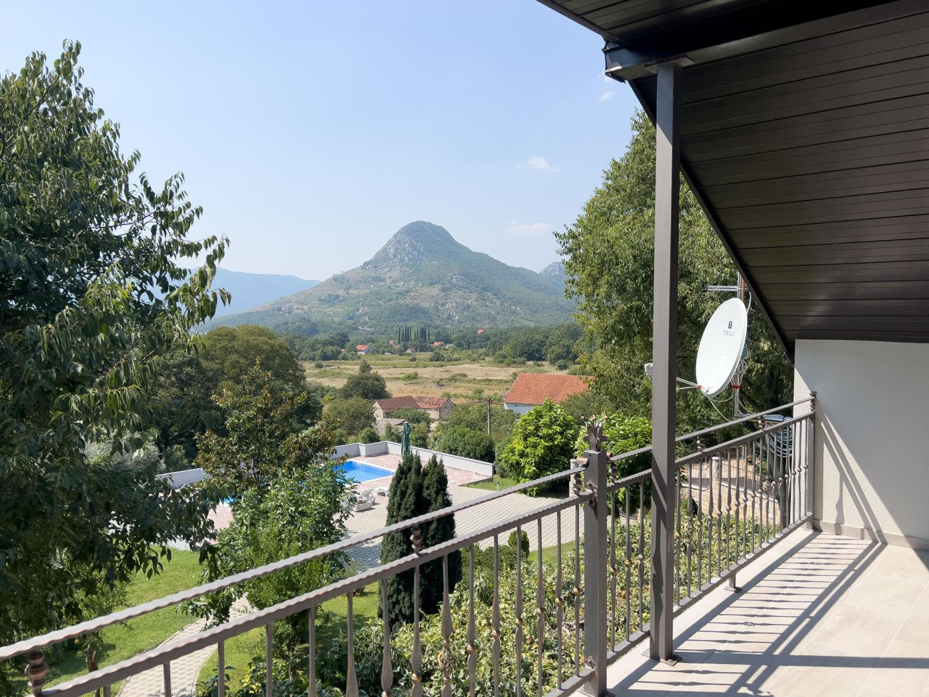 Villa Ellie