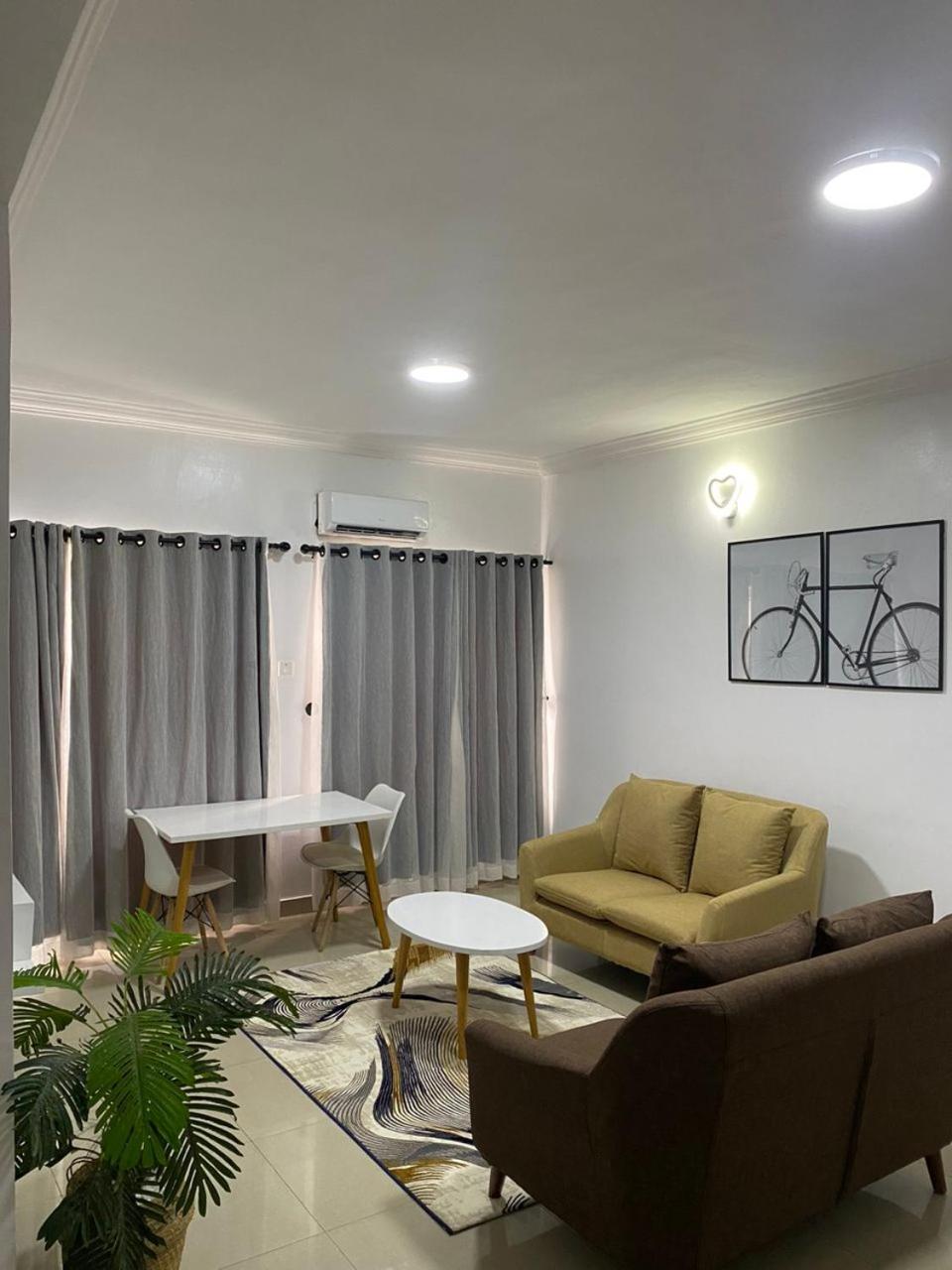 Novara Apartments