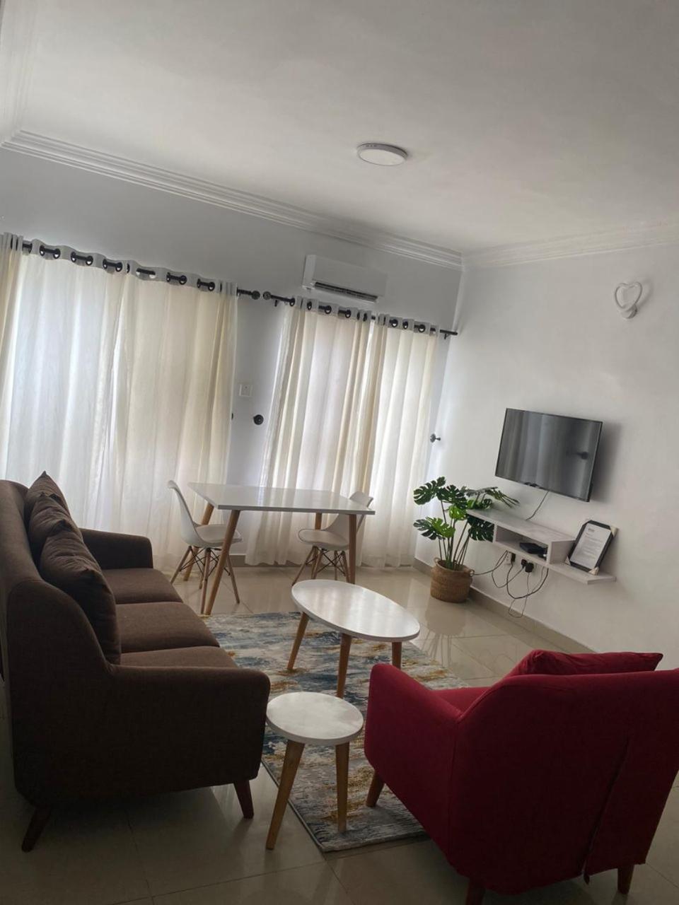 Novara Apartments