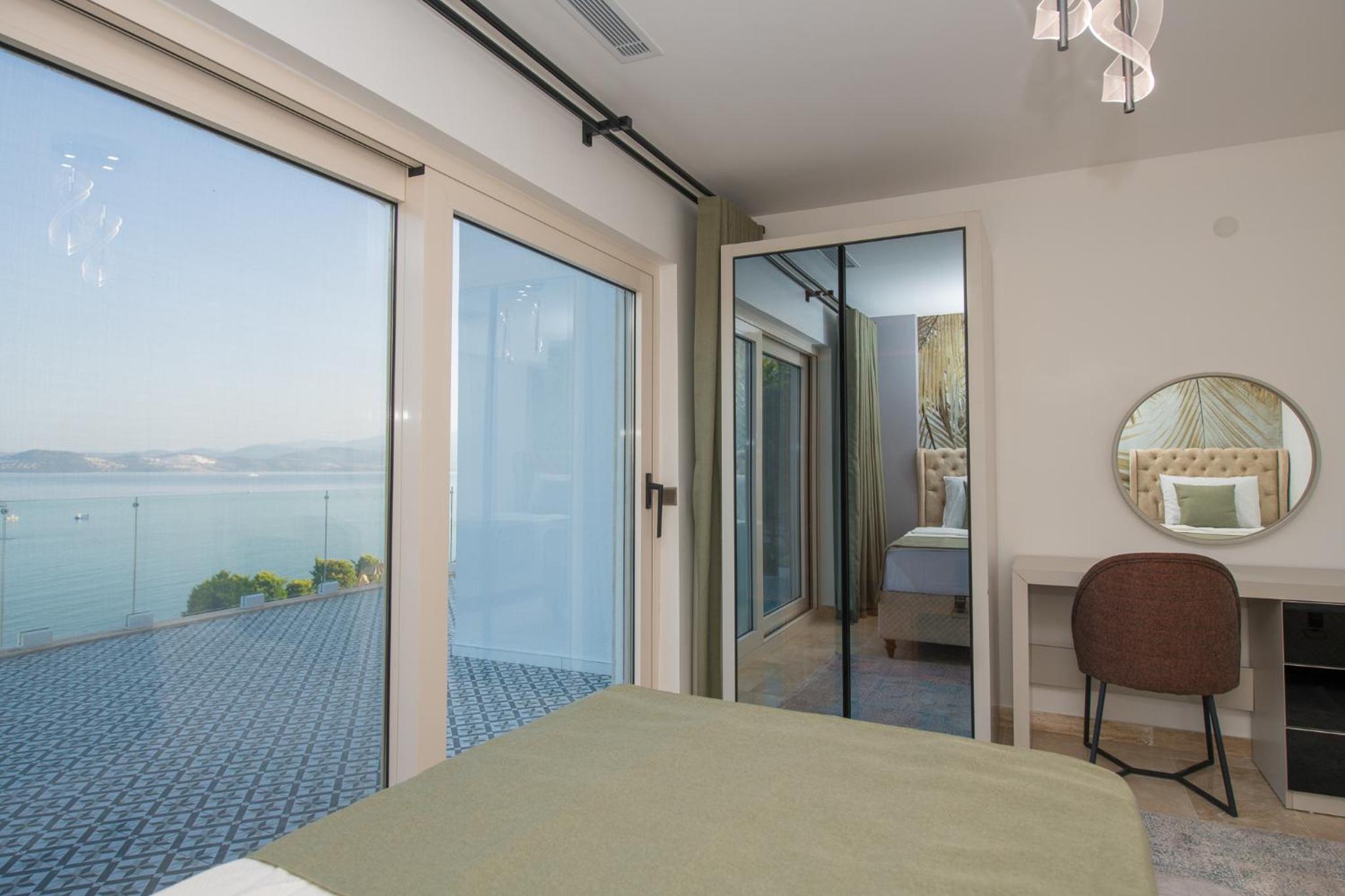 Bodrum'da Denize Sıfır Muhteşem Villa Boss 2 view 4