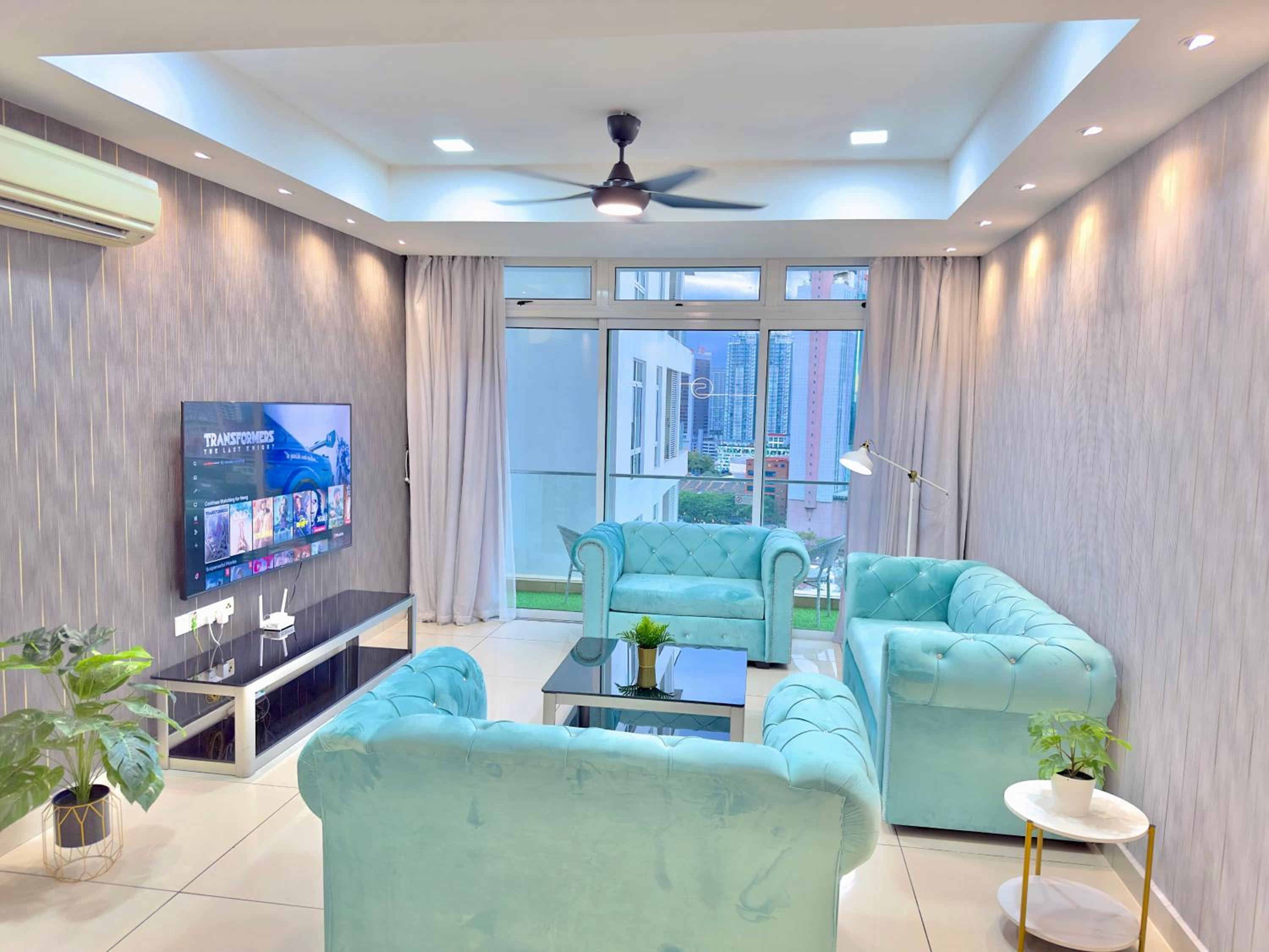 KSL CityMall 11-13pax 3B3B PrivateLift-SmartTV 70inch-Netflix