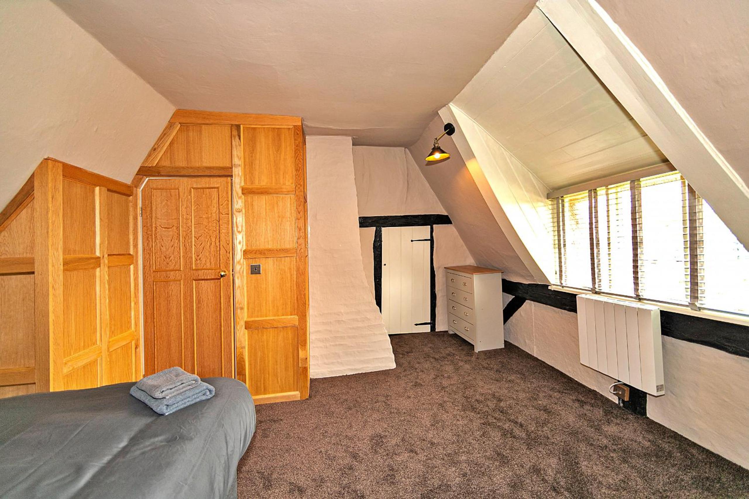 Finest Retreats - Chocolate Box Cottage