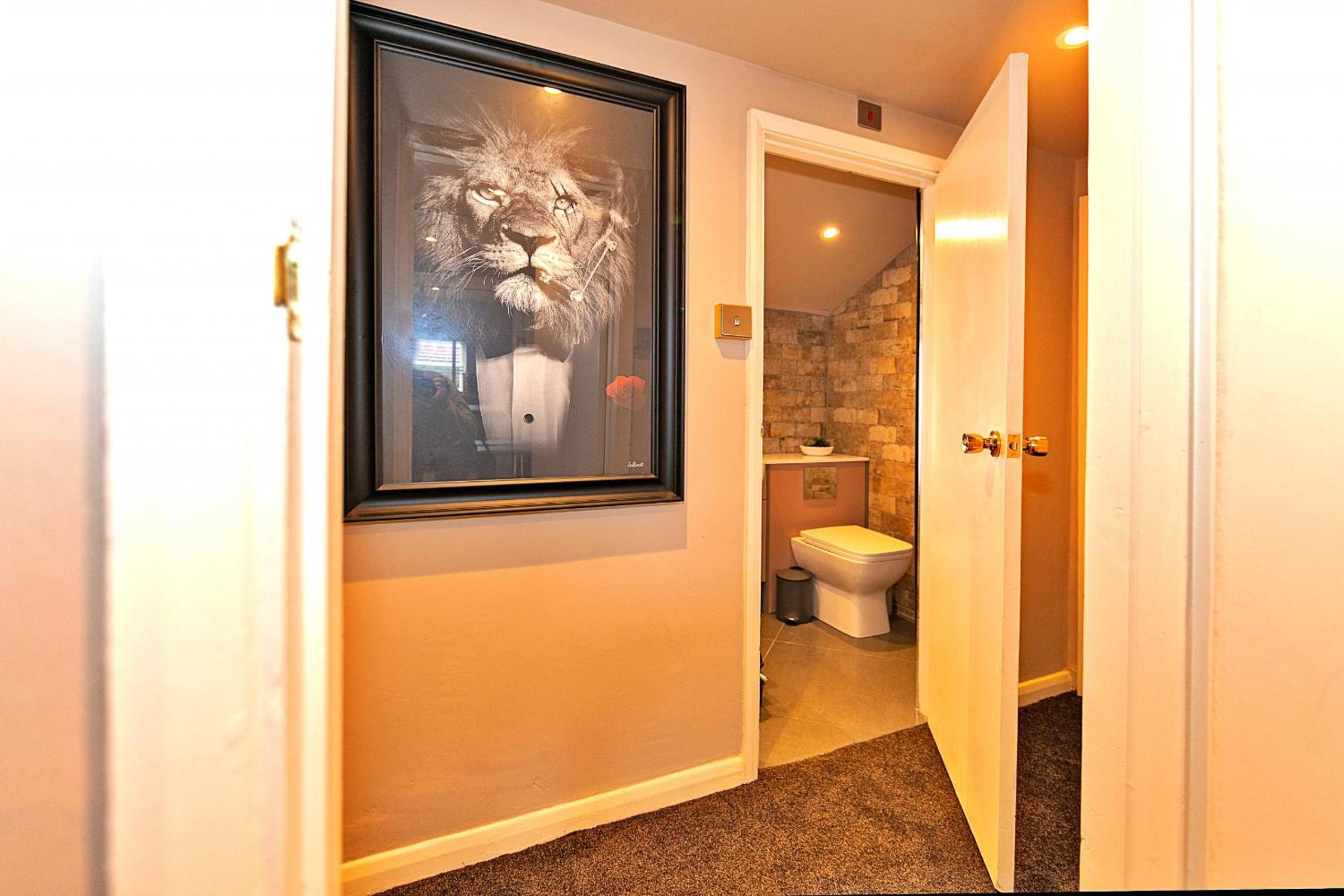 Finest Retreats - Chocolate Box Cottage
