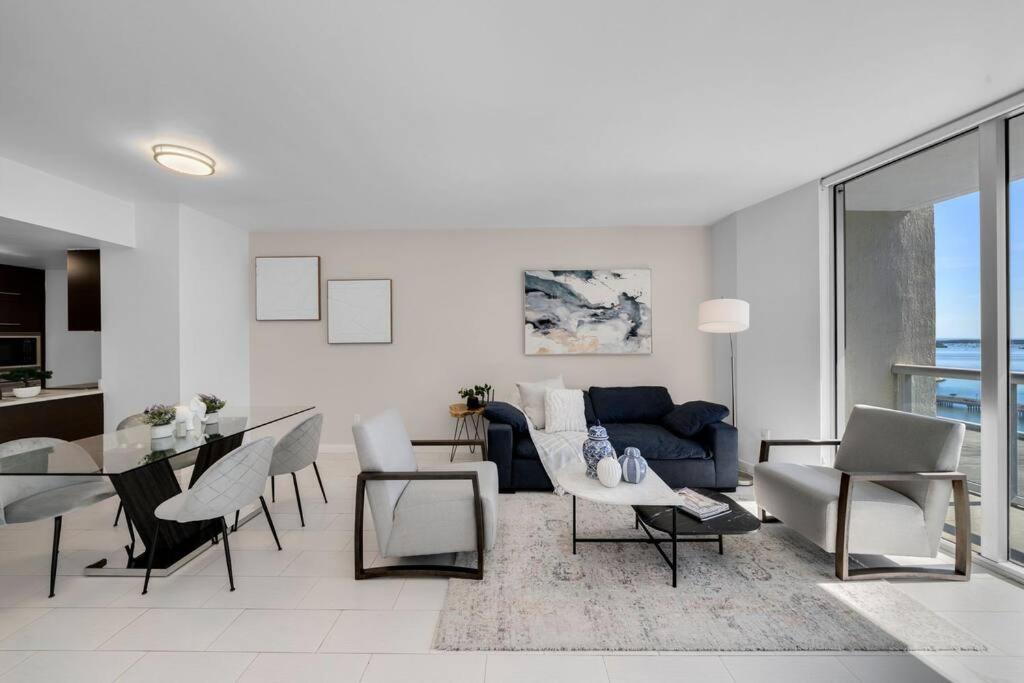 ICON W BRICKELL BY IMD MIAMI Splendid Ocean View 2BR 1BA