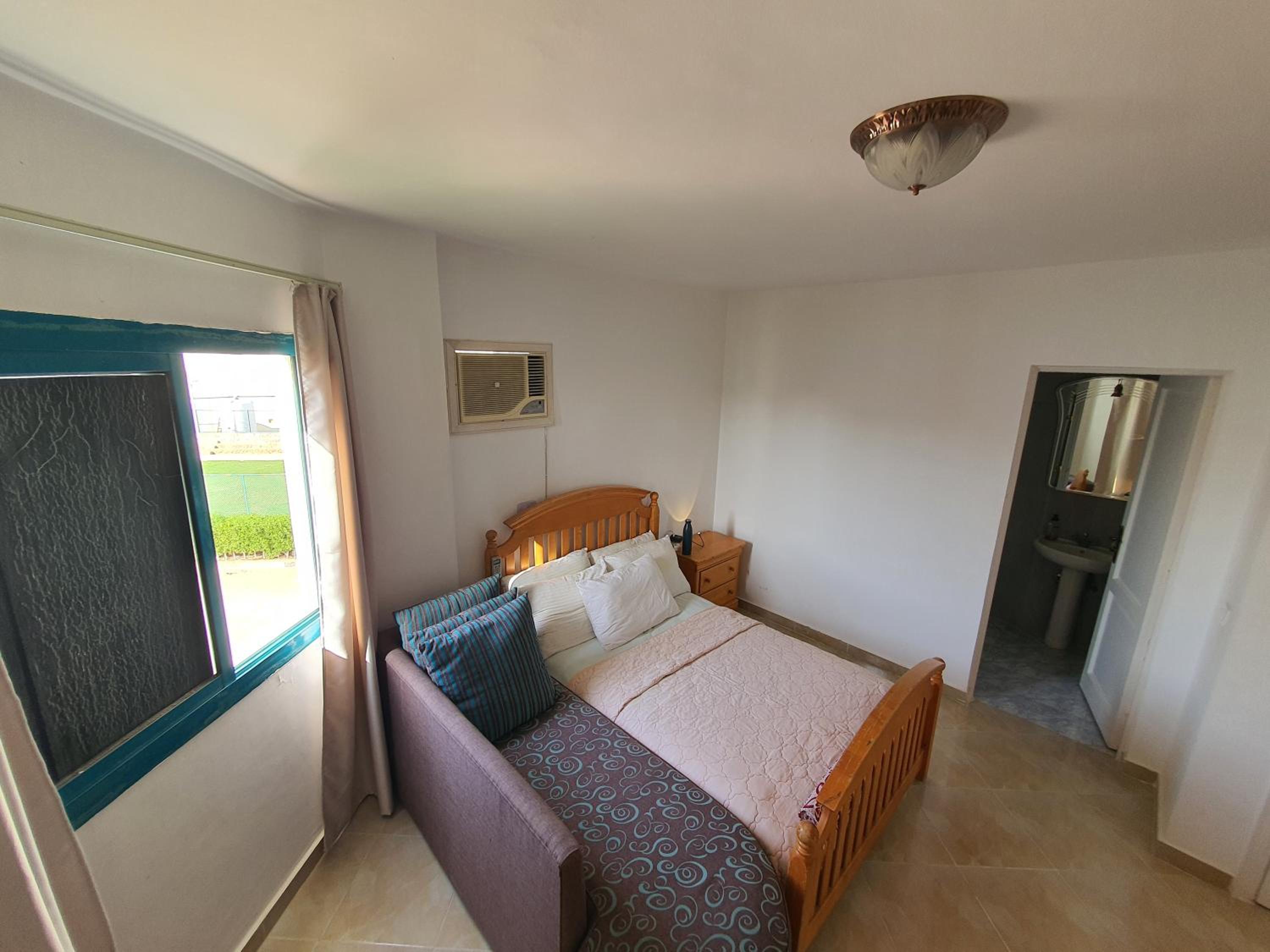 Relaxed sea view chalet