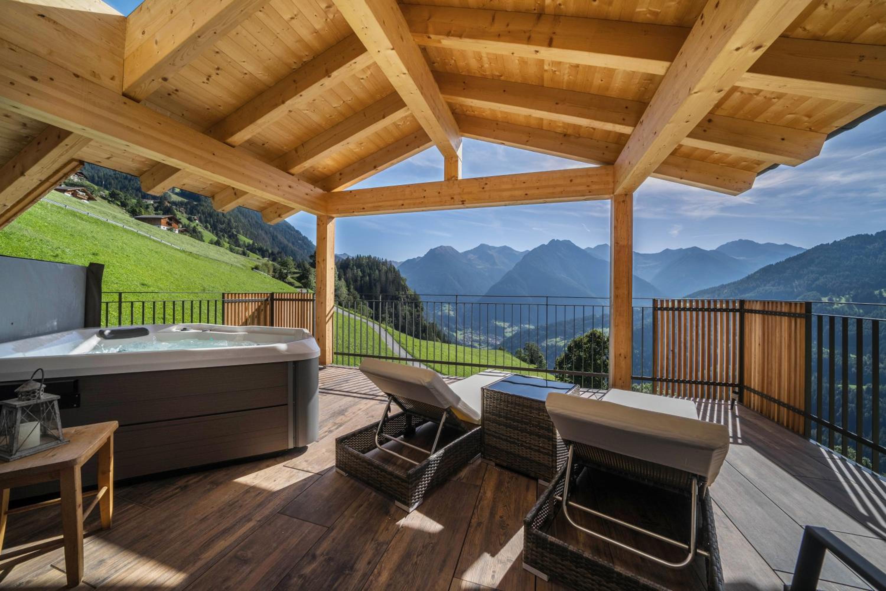 Sunnseitn Lodge Apt Mountainsuite view 3
