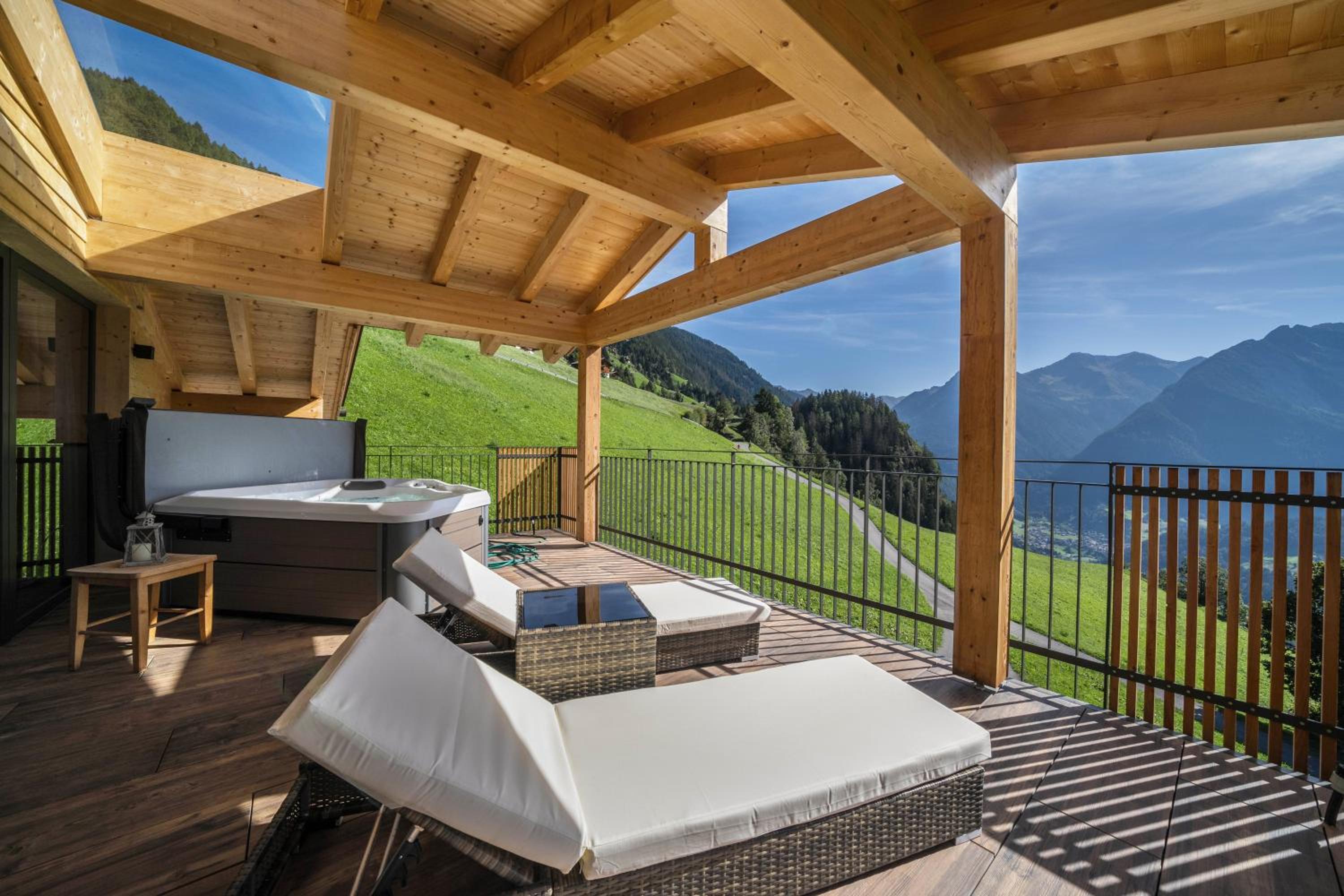 Sunnseitn Lodge Apt Mountainsuite view 4