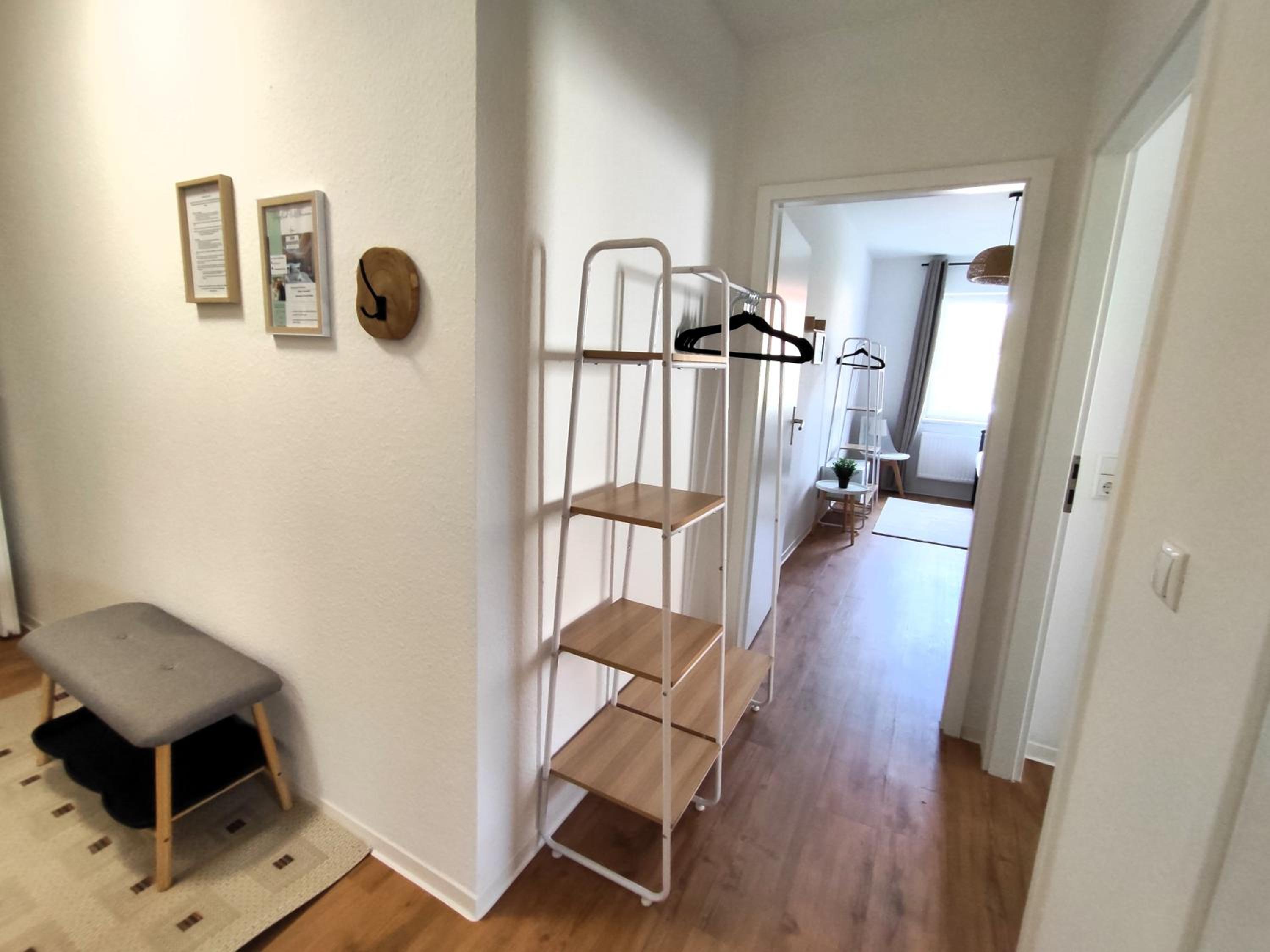 BohnApartments Bechstein - sehr ruhig - 3 Schlafzimmer - Balkon - Stellplätze- WLAN - Vollausstattung