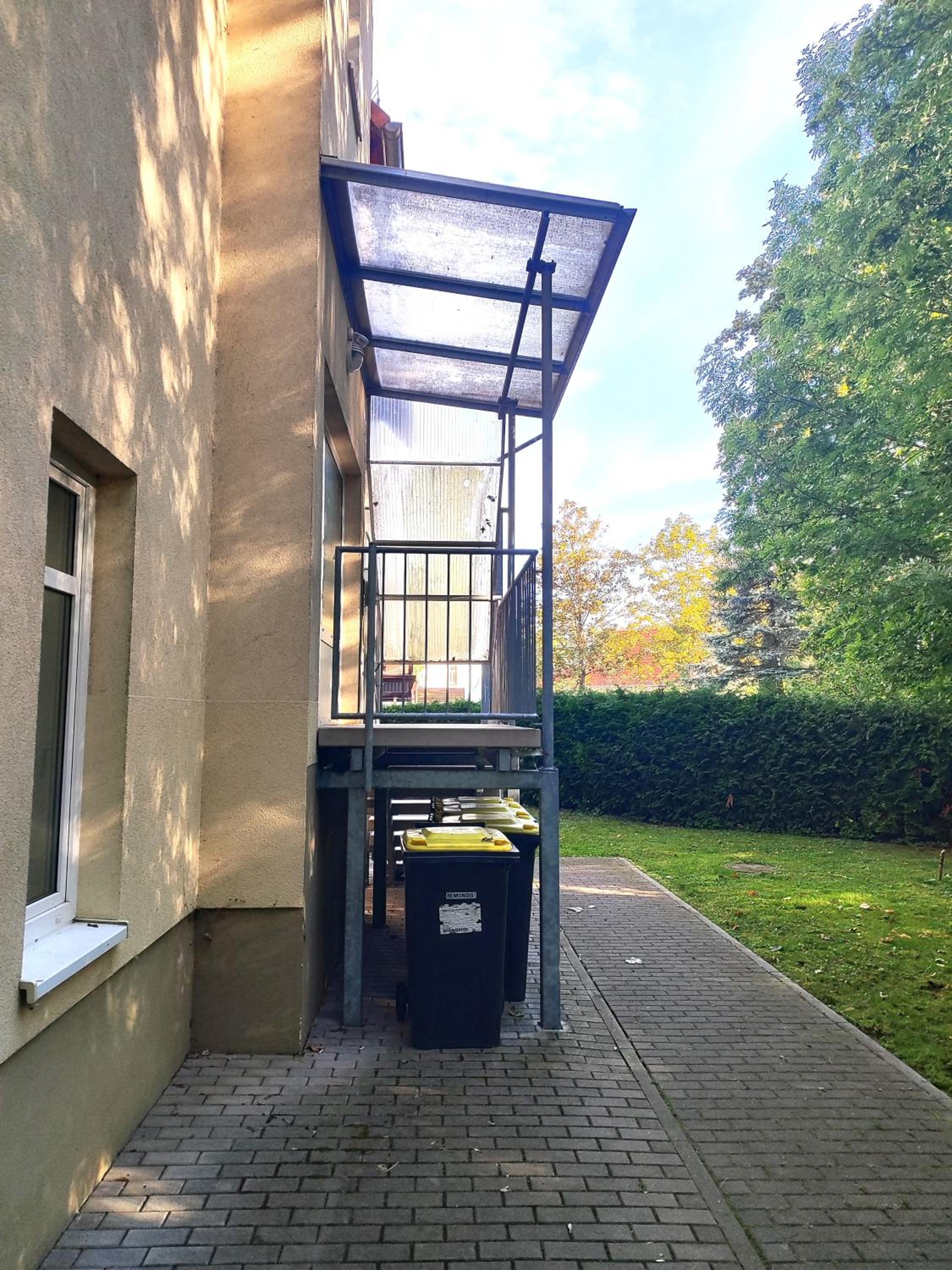 BohnApartments Bechstein - sehr ruhig - 3 Schlafzimmer - Balkon - Stellplätze- WLAN - Vollausstattung