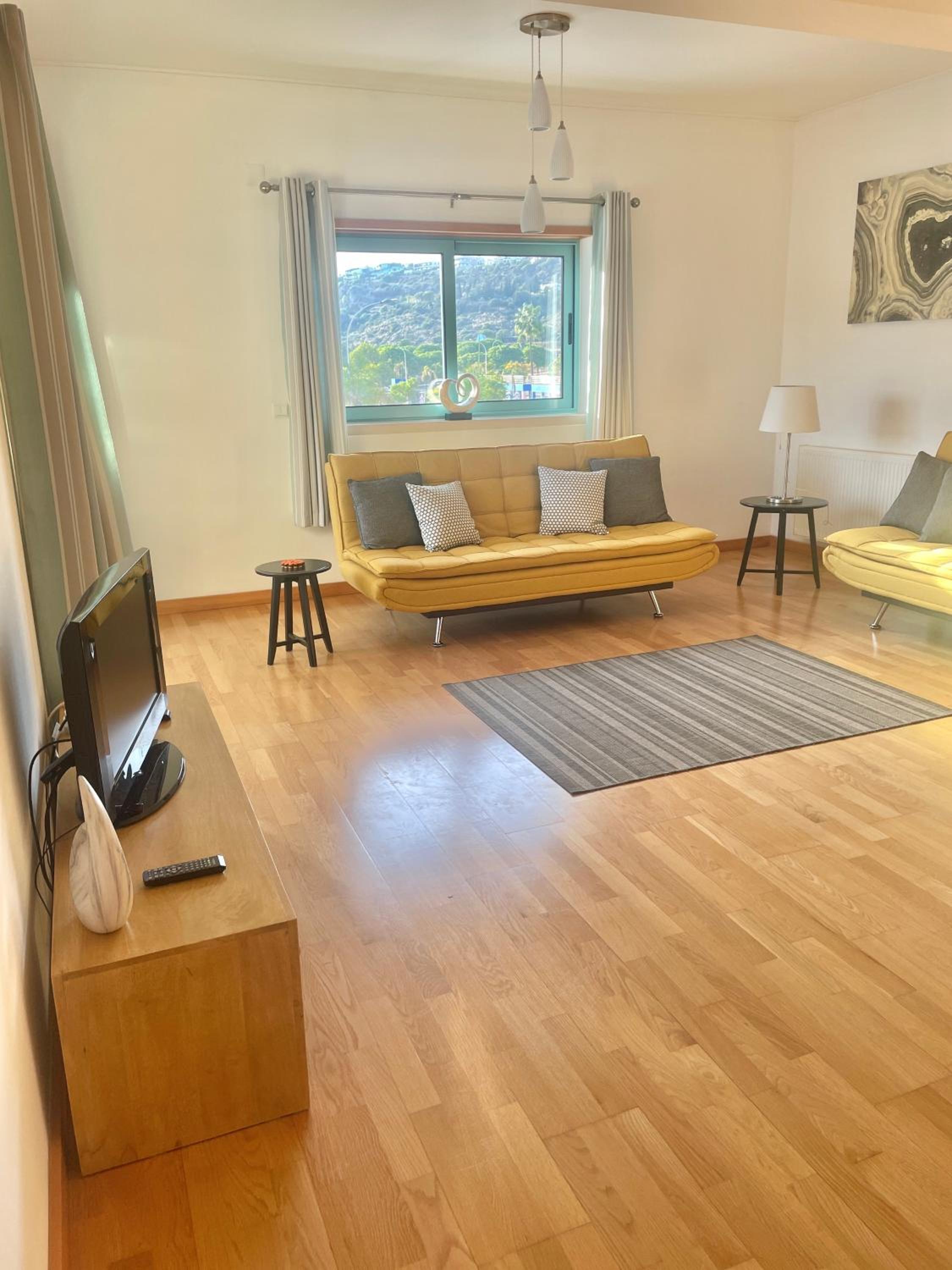 Marina View Apartment view 3