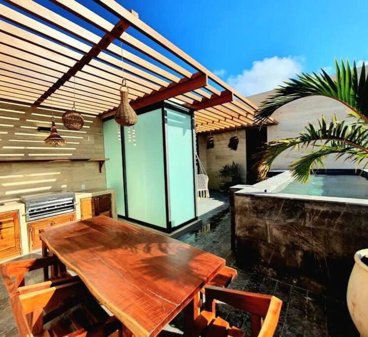 Mistiq Tulum Pent House 3 recamaras, 3 baños, sala, comedor, terraza y jacuzzi view 3