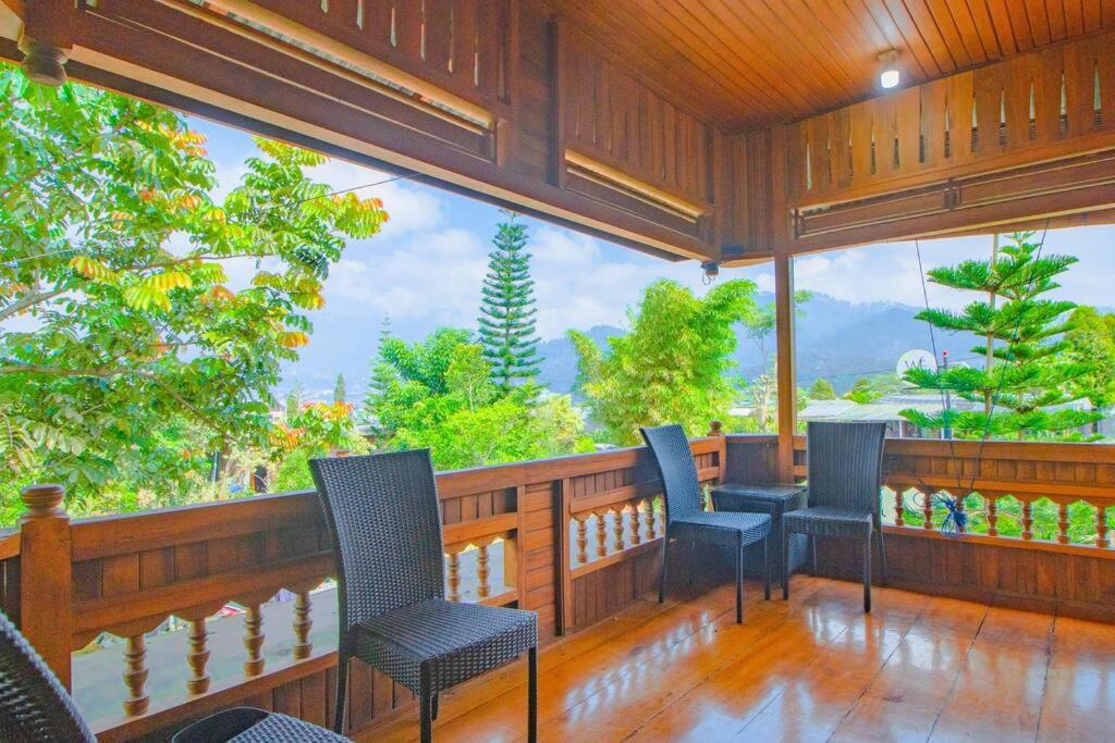 Villa Watu Emas 2 view 5
