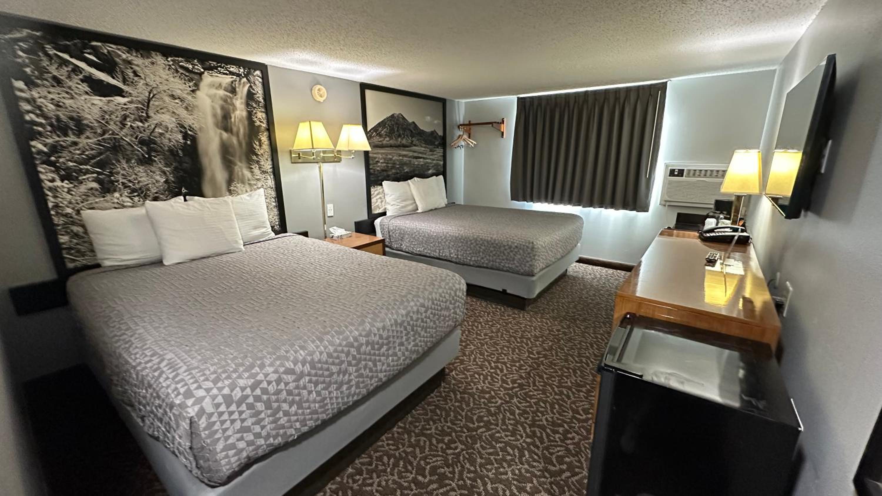 Yankton Inn view 4