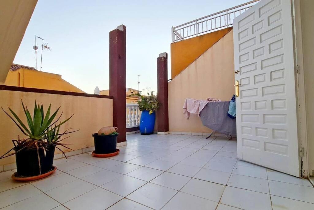 Mar Azul Primera línea de mar, casa privada con patio y solarium 