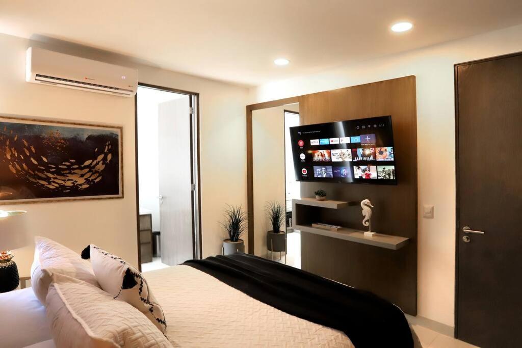 Spectacular New 3BDR Condo at Duara! view 5
