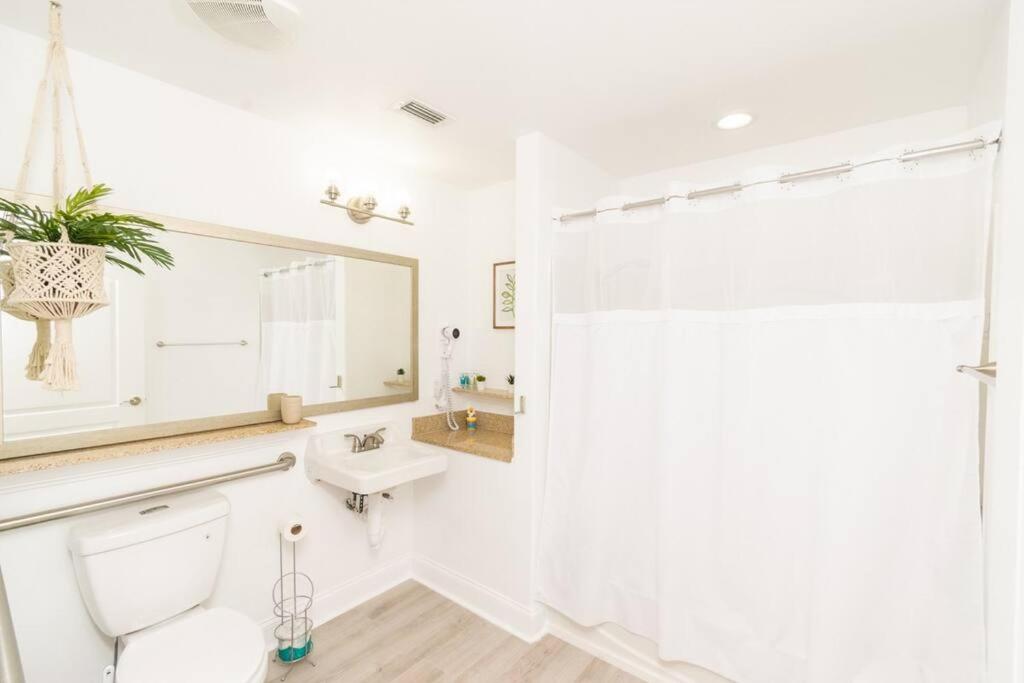 Orlando Blue Heron condo 1 mile from Disney