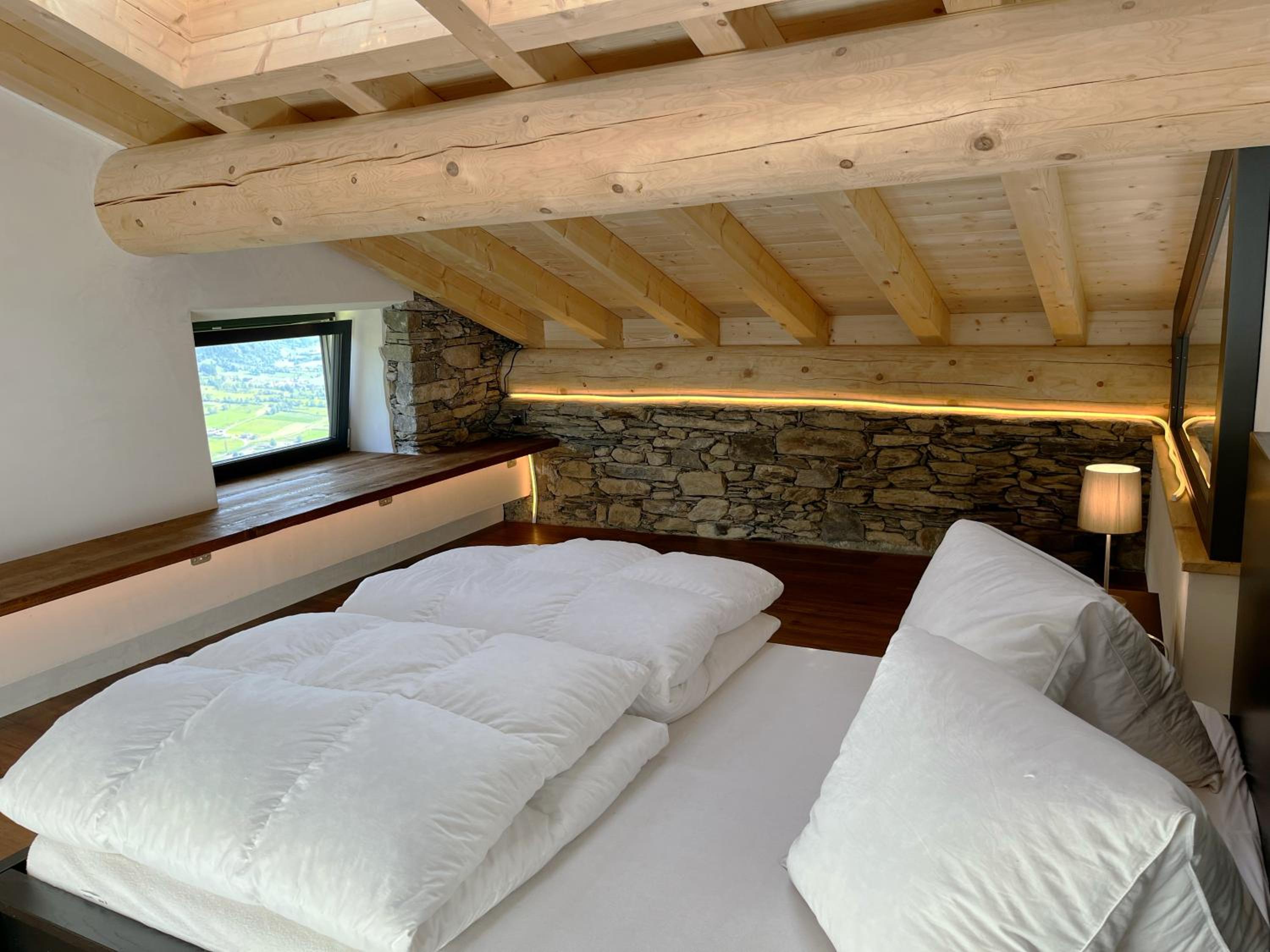 The View, alleinstehendes 4½ Zi Berghaus oberhalb Poschiavo