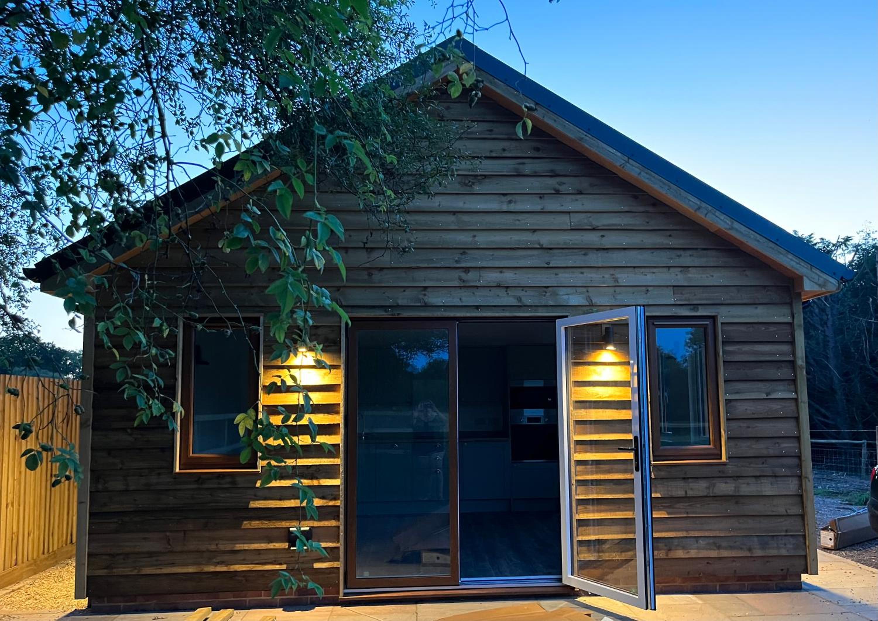 Lakeside Lodge