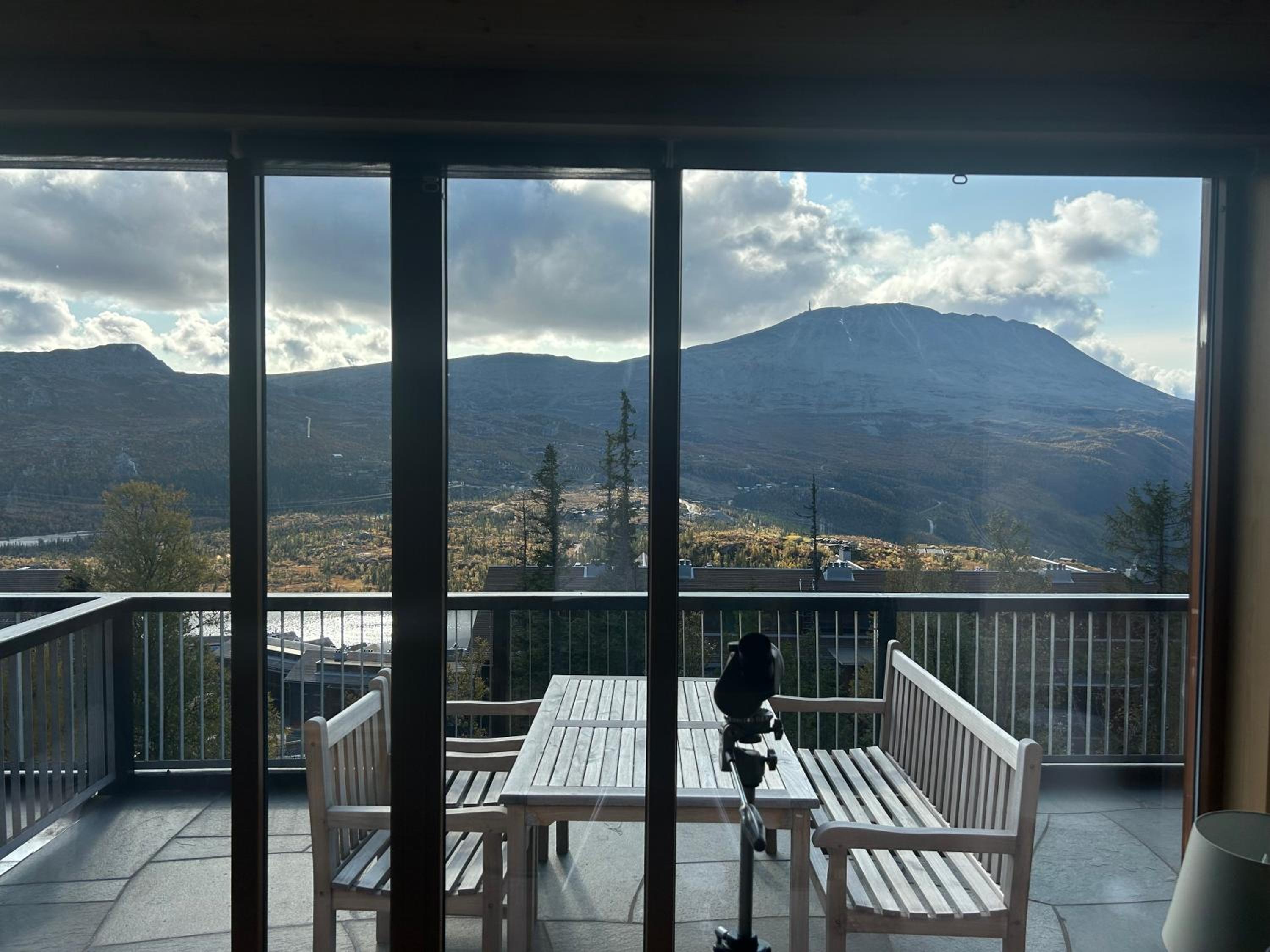 Astonishing Mountain Lodge at the top of Gaustablikk, 25m2 west facing terrace, 3 bedrooms view 5