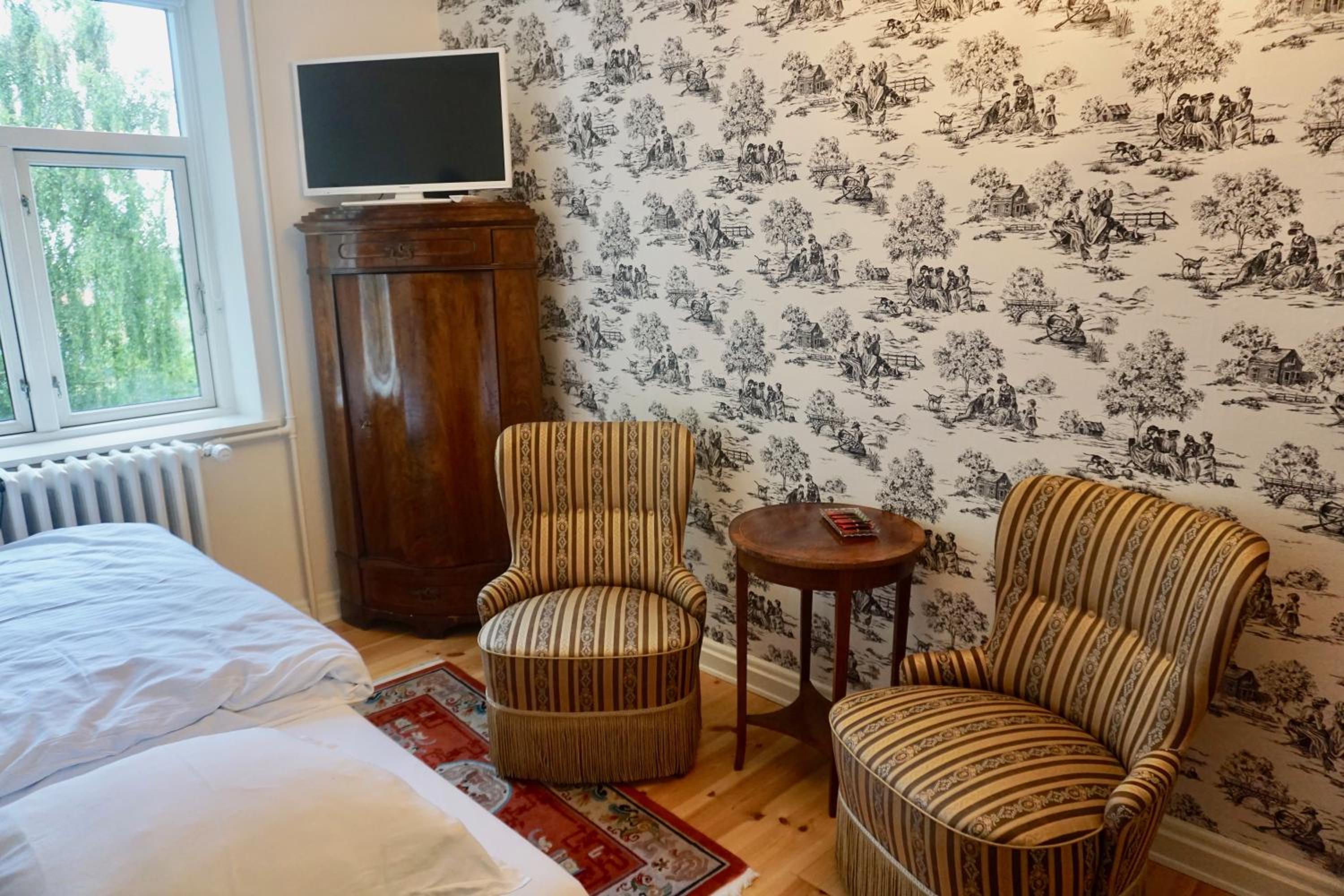 Old Roses Guesthouse
