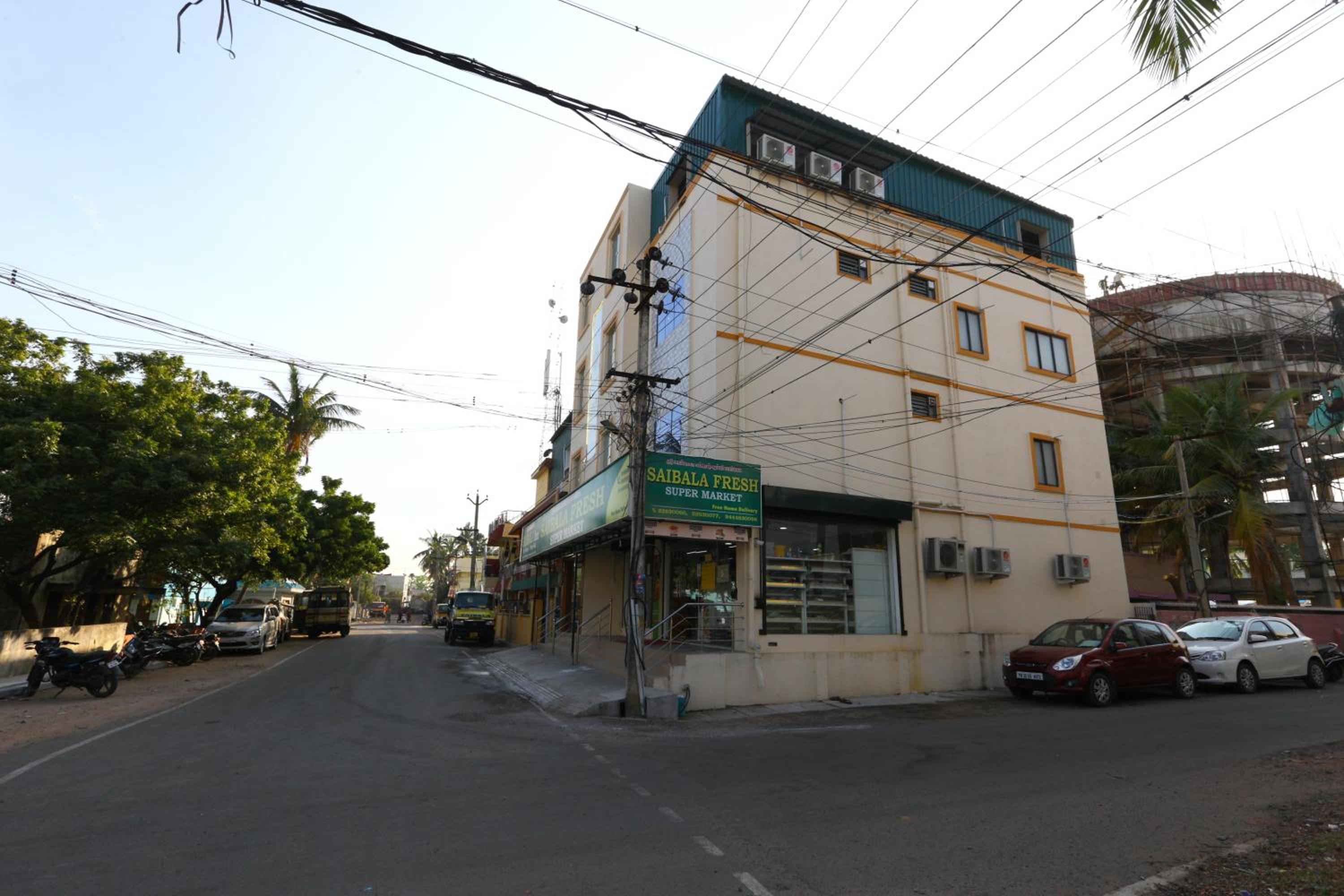 PLEASANT STAYS Hotel view 3