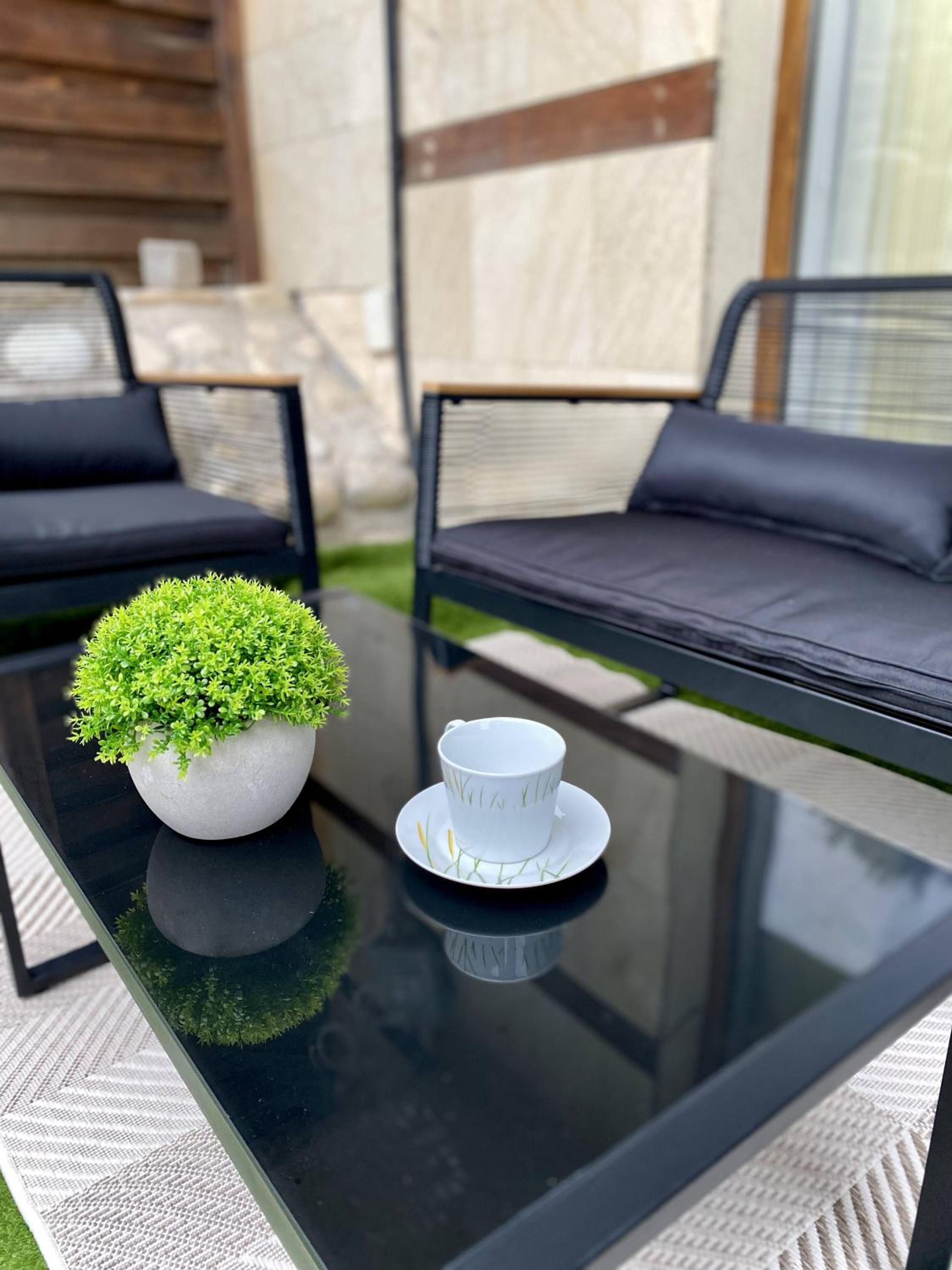 Large One Bedroom with Terrace next to the Ski Lift