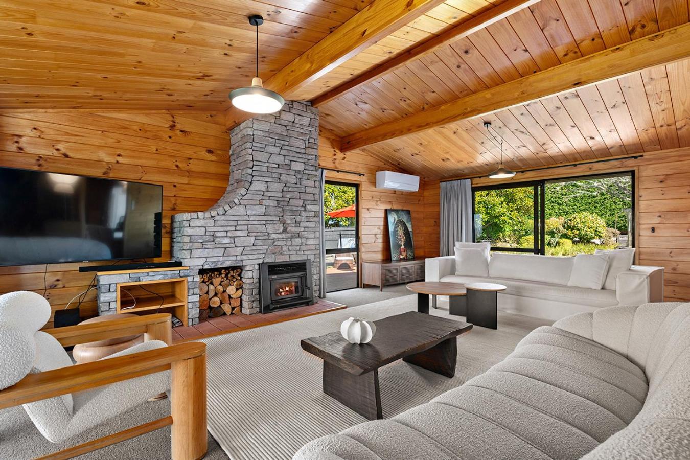 Mountviews Lodge