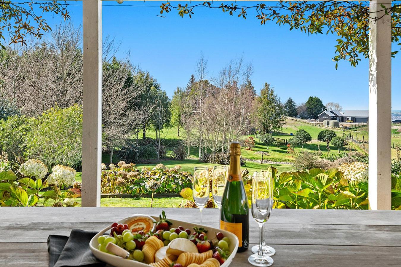 Mountviews Lodge