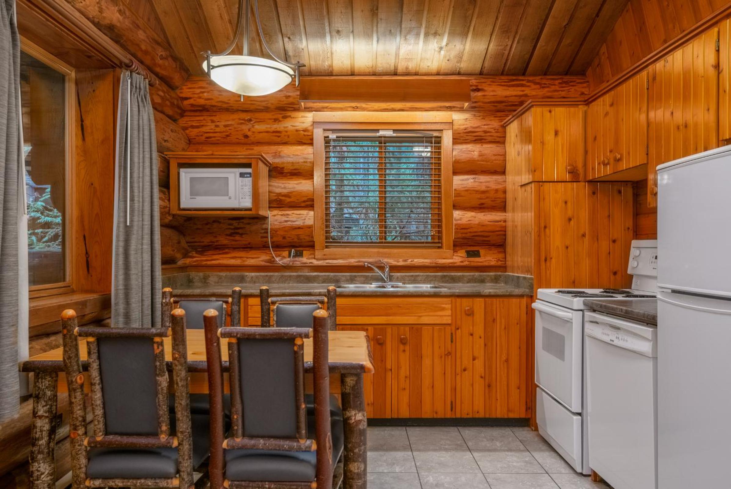 Parksville Vacations - Tigh-Na-Mara Seaside Spa Resort - Property Image 4