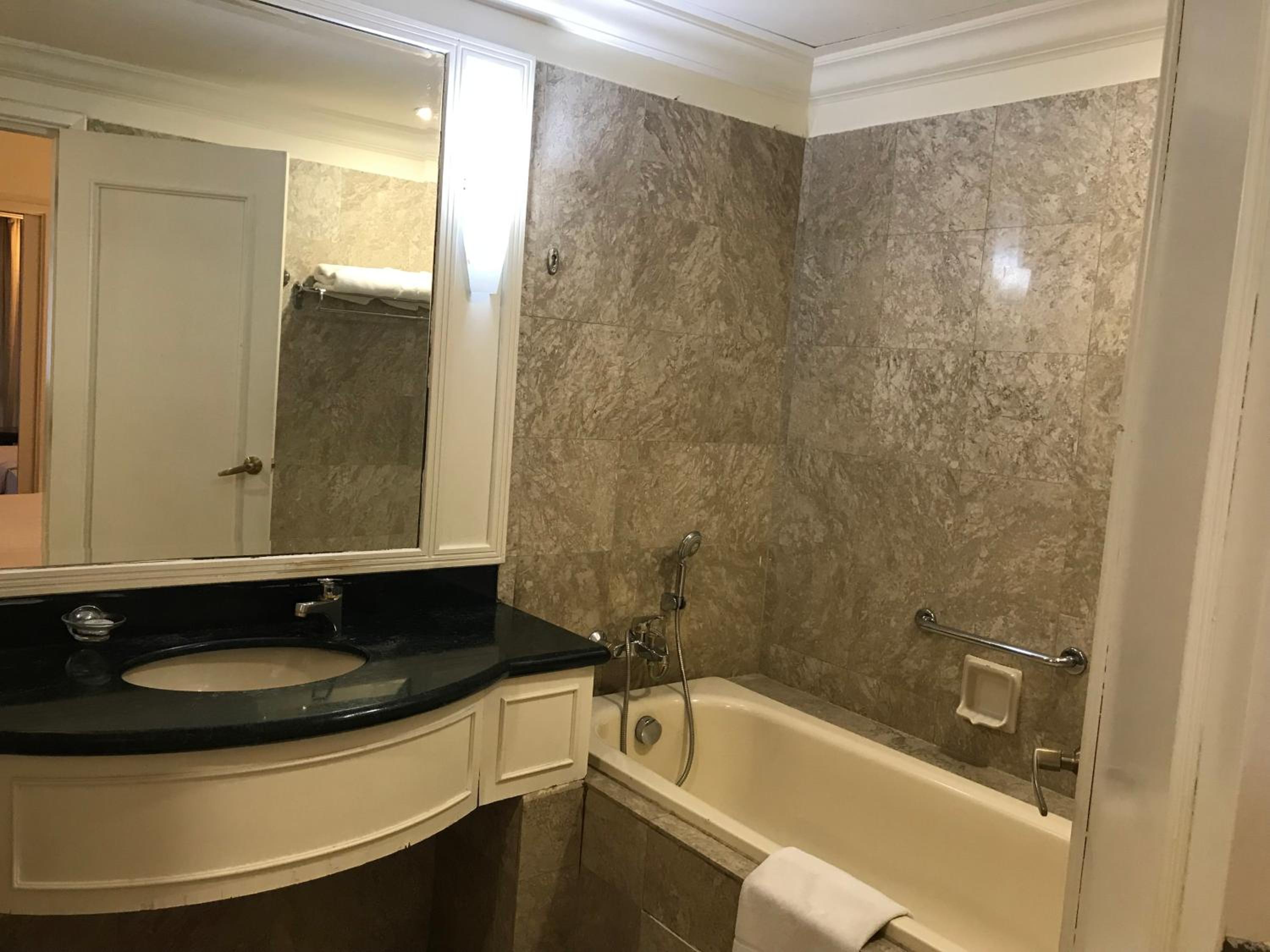 Queens Service Suite At Times Square Kuala Lumpur