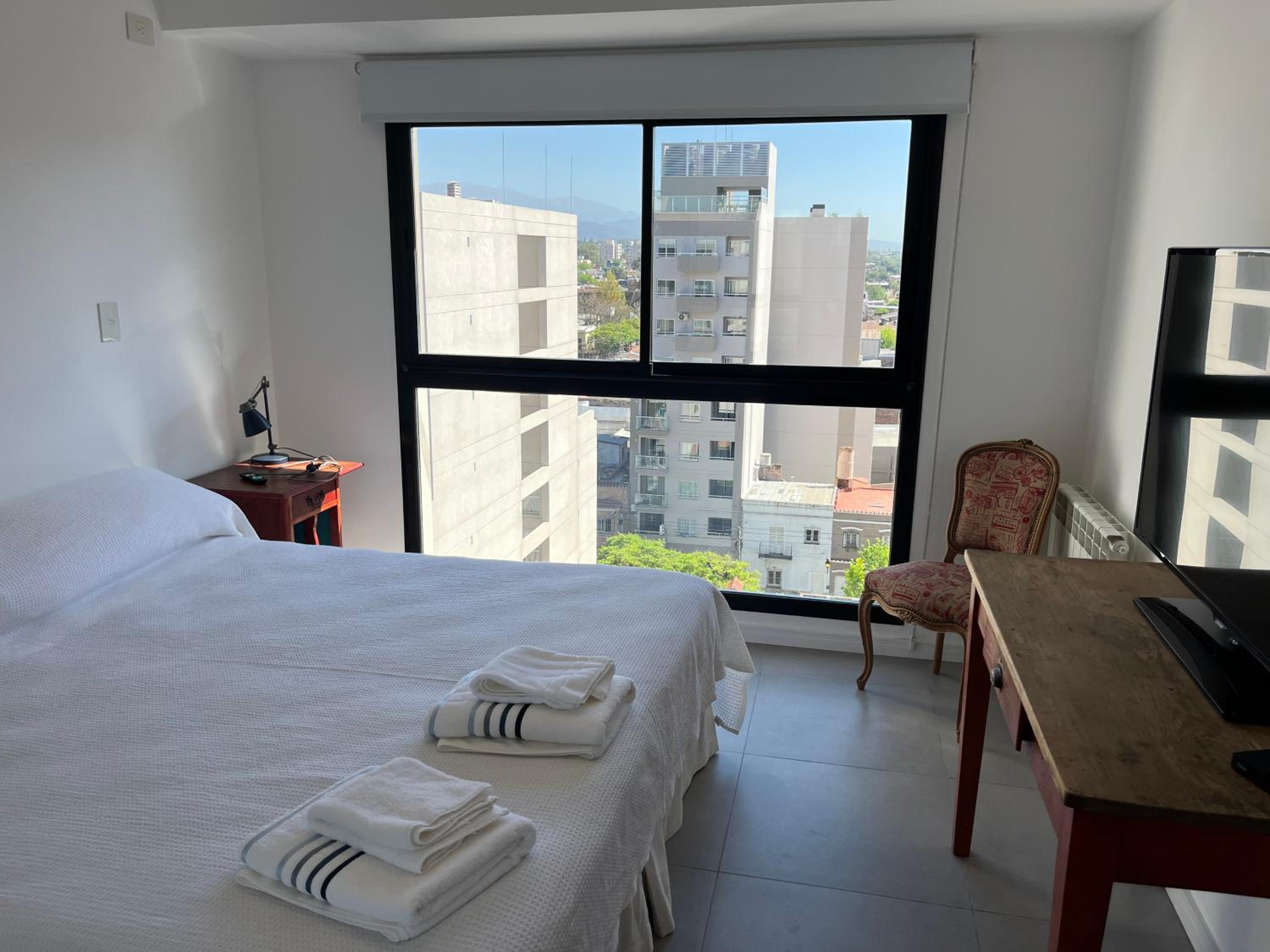 Dpto Excelente Ubicación con Parking Privado