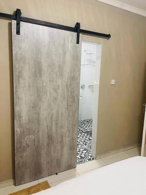 Central Gabs Oasis: 2BR-Retreat